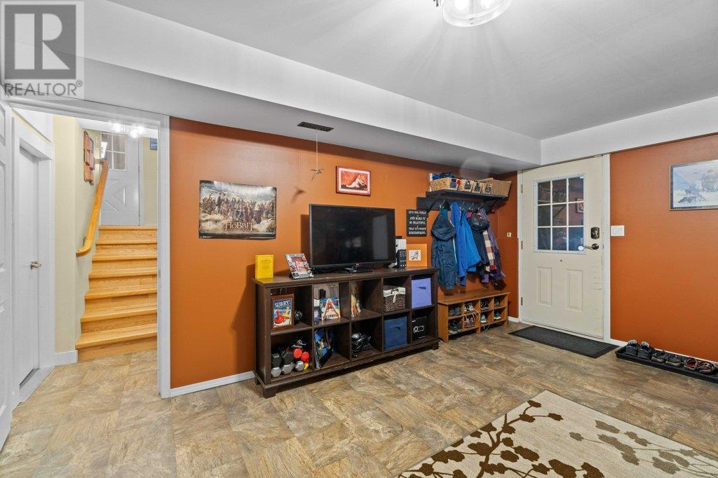 3681 40 Street Ne, Salmon Arm, British Columbia  V1E 1Z6 - Photo 67 - 10352246
