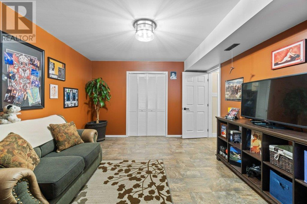 3681 40 Street Ne, Salmon Arm, British Columbia  V1E 1Z6 - Photo 68 - 10352246