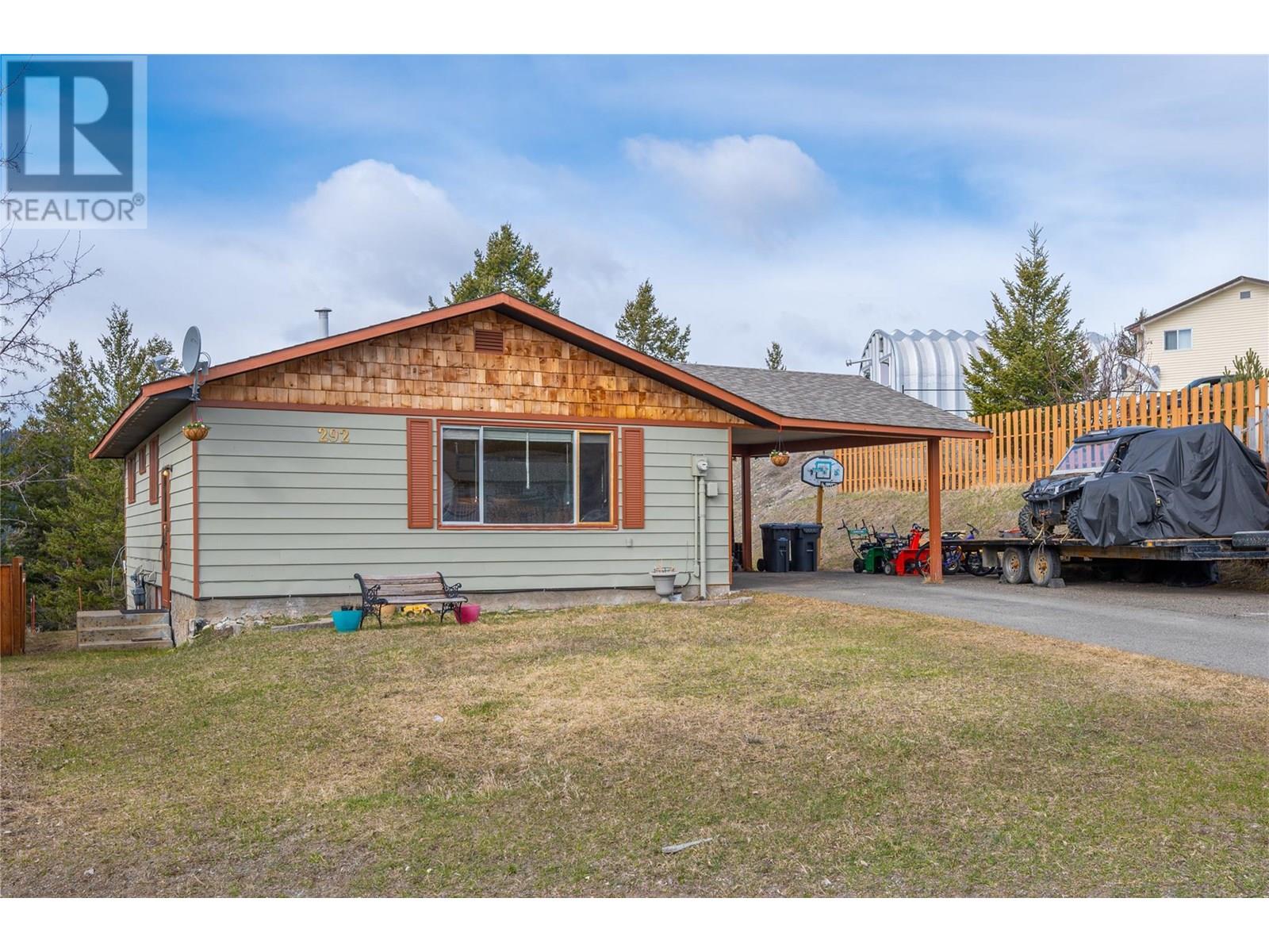 292 Juniper Drive, Logan Lake, British Columbia  V0K 1W0 - Photo 2 - 10351630
