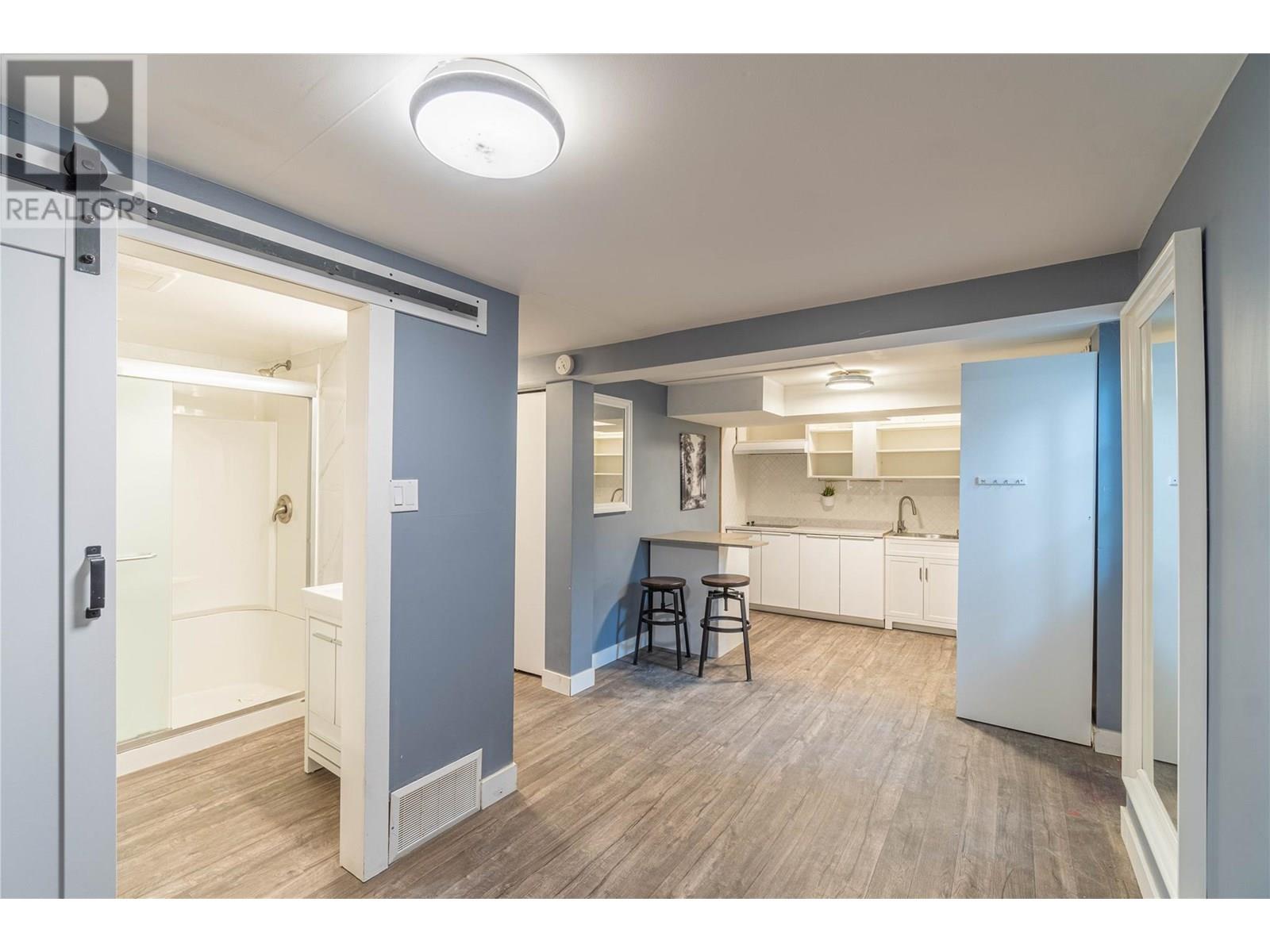 1074 Surrey Avenue, Kamloops, British Columbia  V2B 1R2 - Photo 20 - 10352264