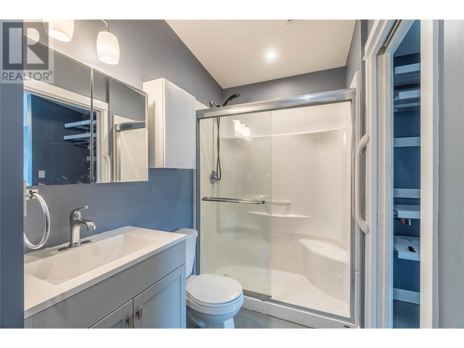 1074 Surrey Avenue, Kamloops, British Columbia  V2B 1R2 - Photo 36 - 10352264