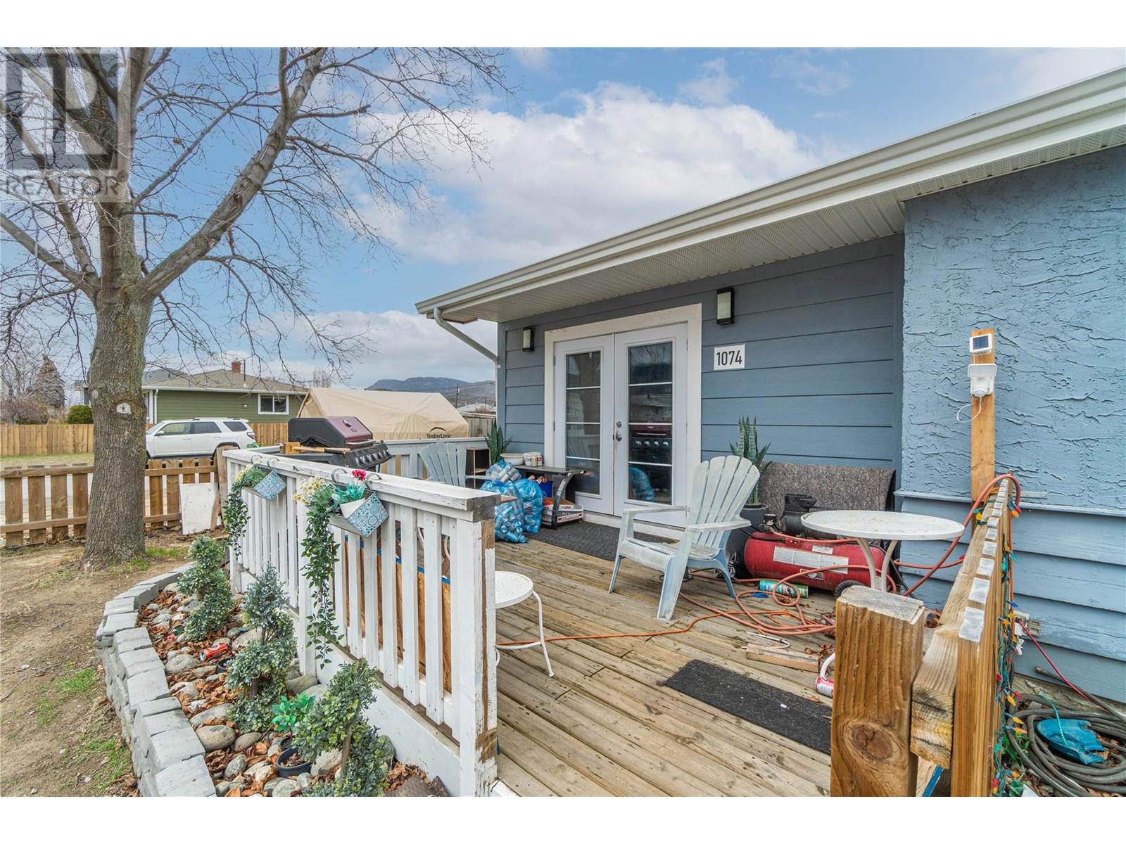 1074 Surrey Avenue, Kamloops, British Columbia  V2B 1R2 - Photo 8 - 10352264