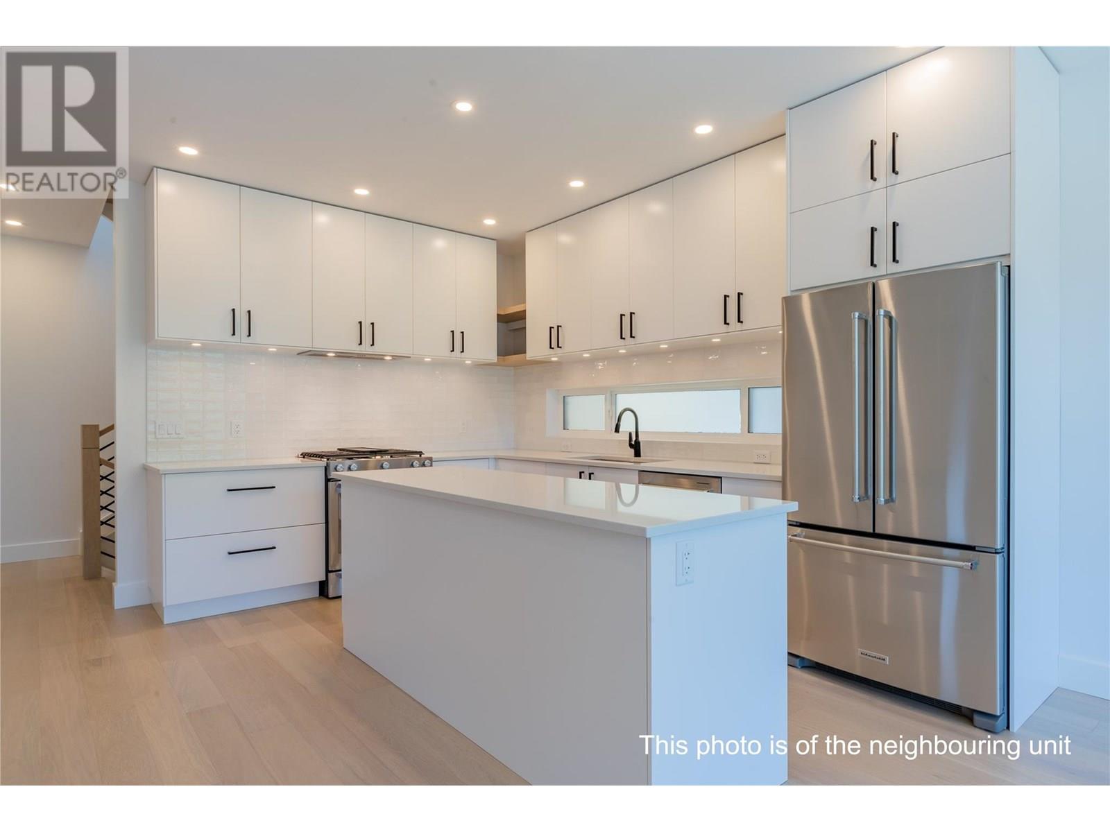 518 Robson Street Unit# A, Nelson, British Columbia  V1L 5A7 - Photo 2 - 10352162