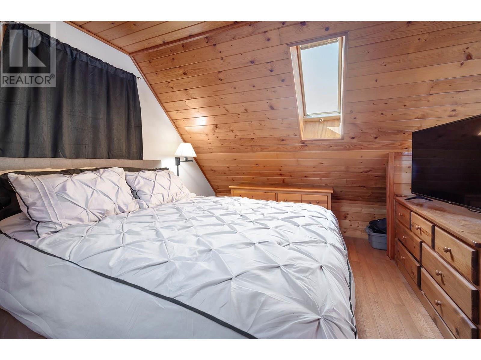 3215 Yellowhead Highway, Barriere, British Columbia  V0E 2E0 - Photo 33 - 10352207