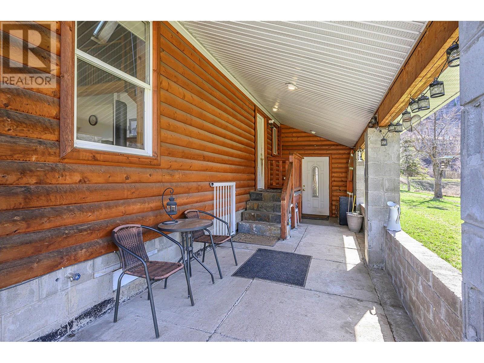3215 Yellowhead Highway, Barriere, British Columbia  V0E 2E0 - Photo 45 - 10352207