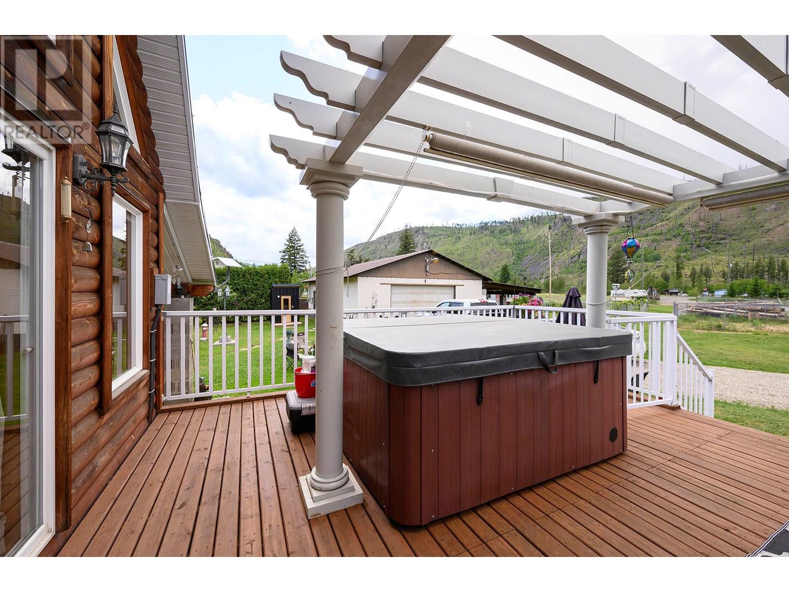 3215 Yellowhead Highway, Barriere, British Columbia  V0E 2E0 - Photo 49 - 10352207