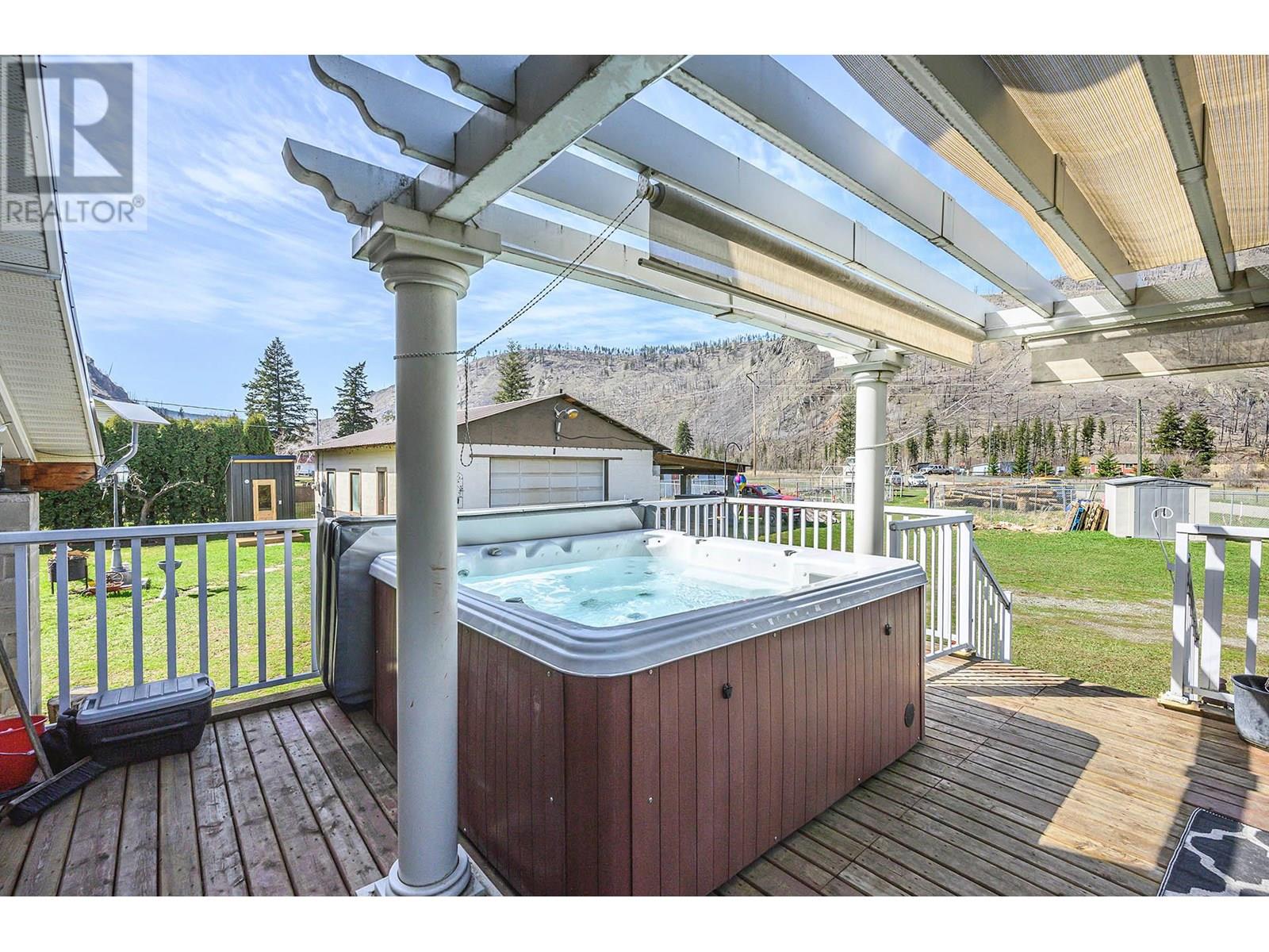 3215 Yellowhead Highway, Barriere, British Columbia  V0E 2E0 - Photo 50 - 10352207