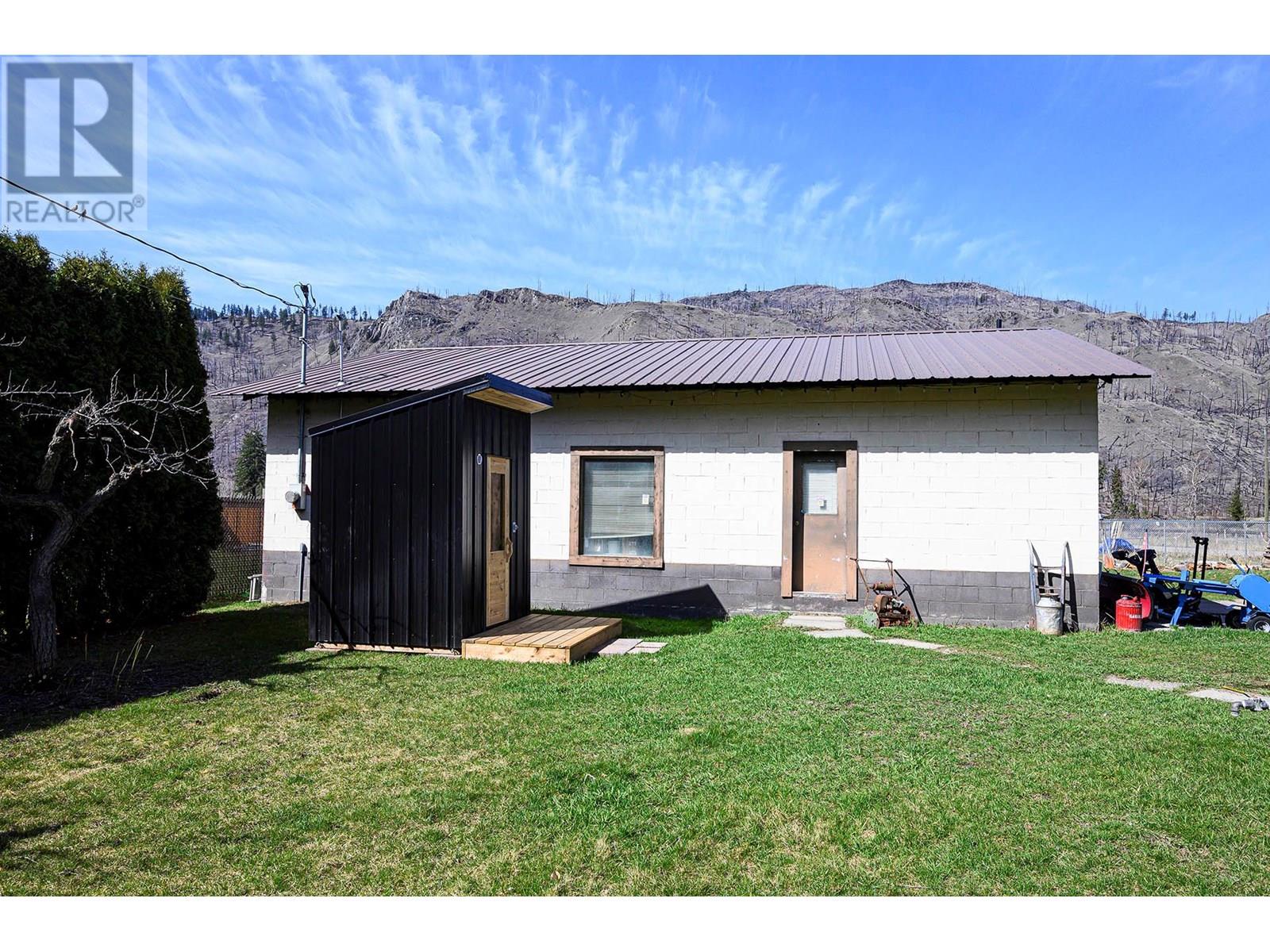 3215 Yellowhead Highway, Barriere, British Columbia  V0E 2E0 - Photo 55 - 10352207