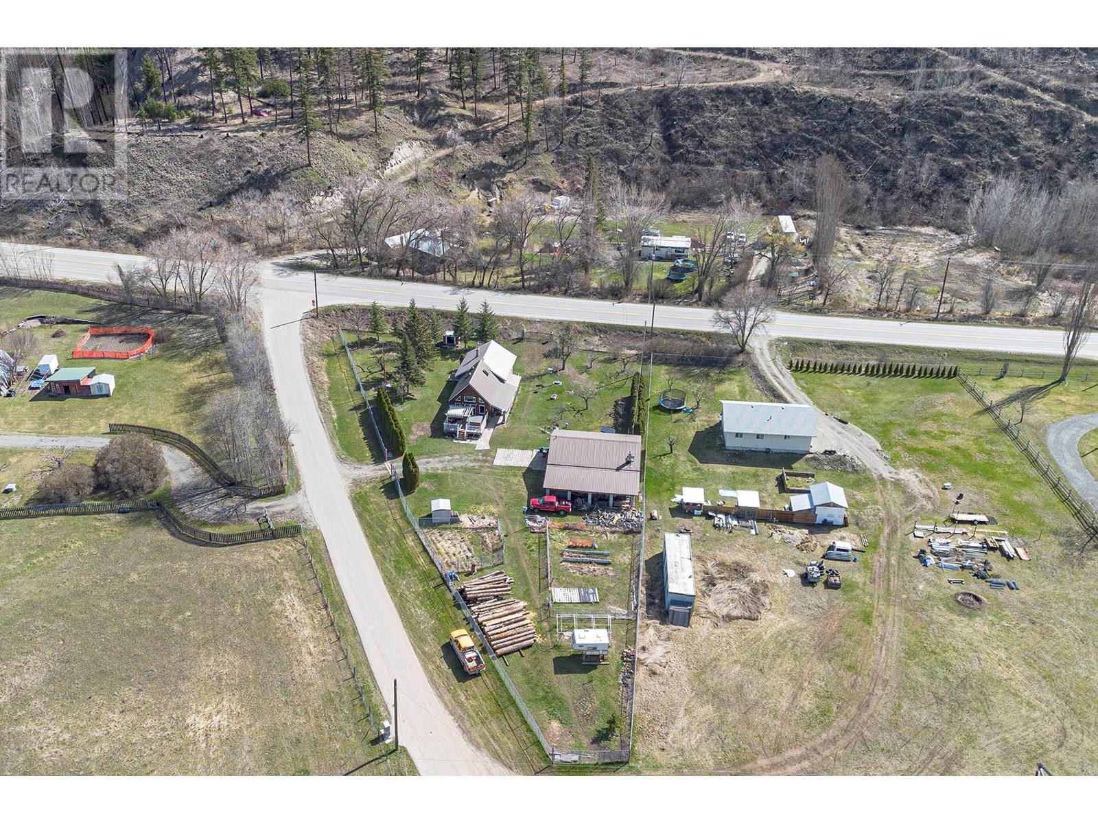 3215 Yellowhead Highway, Barriere, British Columbia  V0E 2E0 - Photo 69 - 10352207
