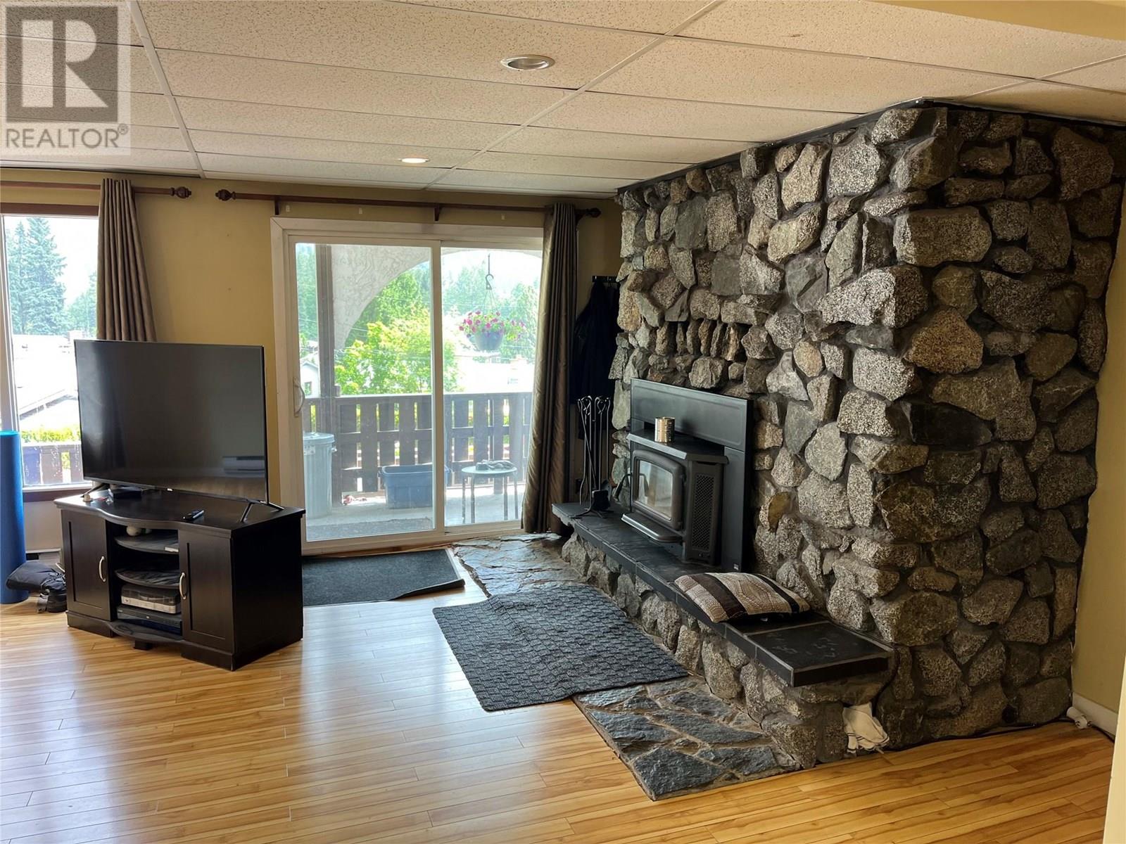 801 Lynnwood Crescent, Castlegar, British Columbia  V1N 1E5 - Photo 11 - 10352071
