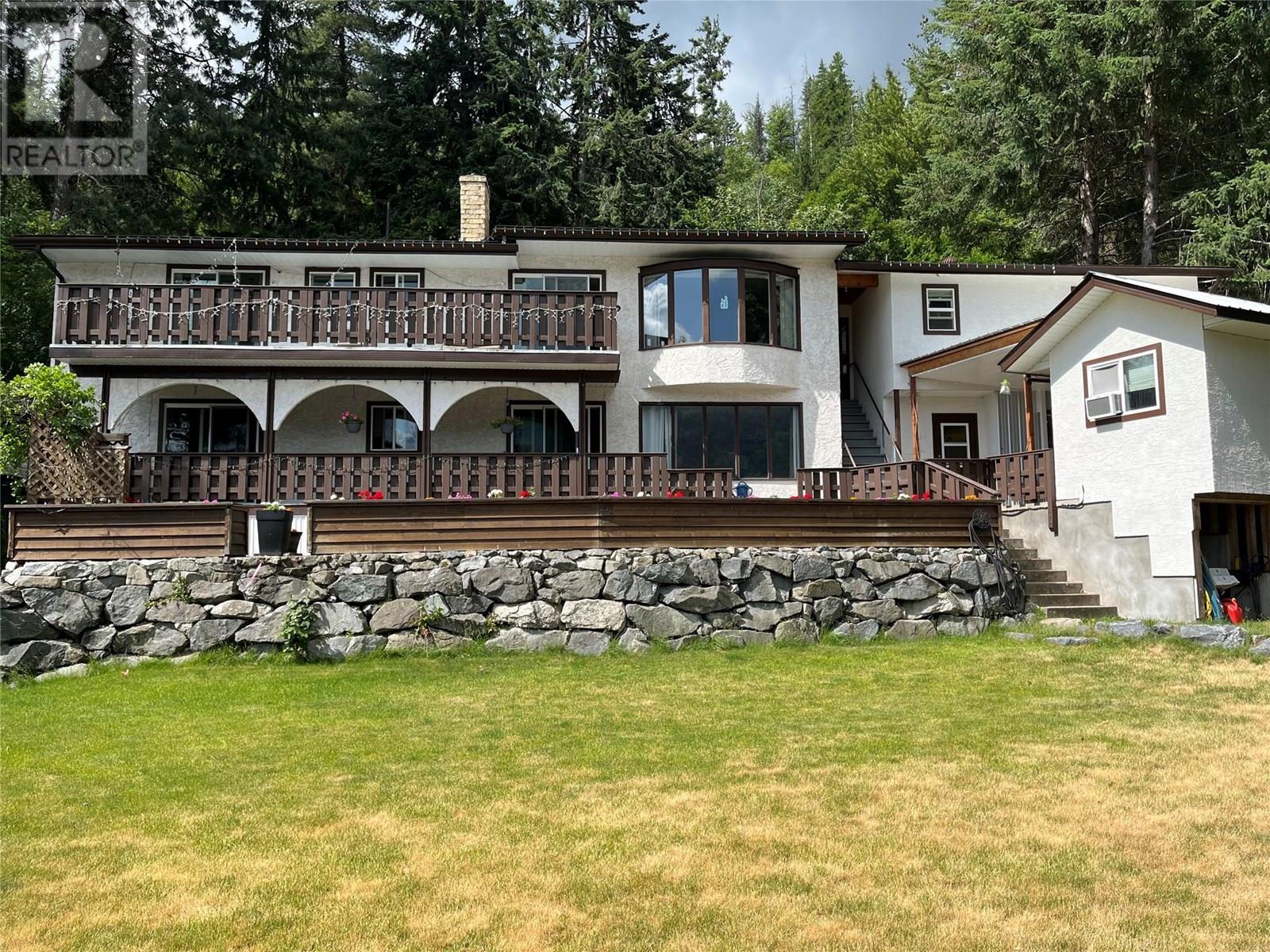 801 Lynnwood Crescent, Castlegar, British Columbia  V1N 1E5 - Photo 19 - 10352071