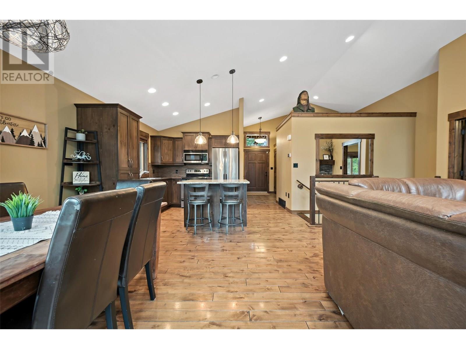 2522 Cobblestone Trail, Invermere, British Columbia  V0A 1K6 - Photo 16 - 10351410