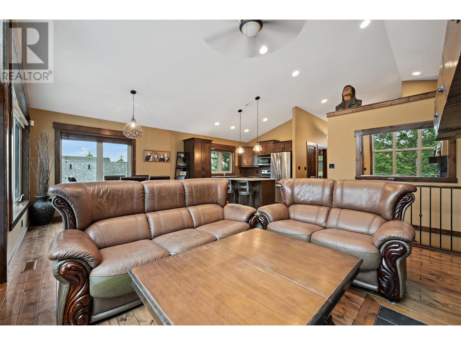 2522 Cobblestone Trail, Invermere, British Columbia  V0A 1K6 - Photo 7 - 10351410