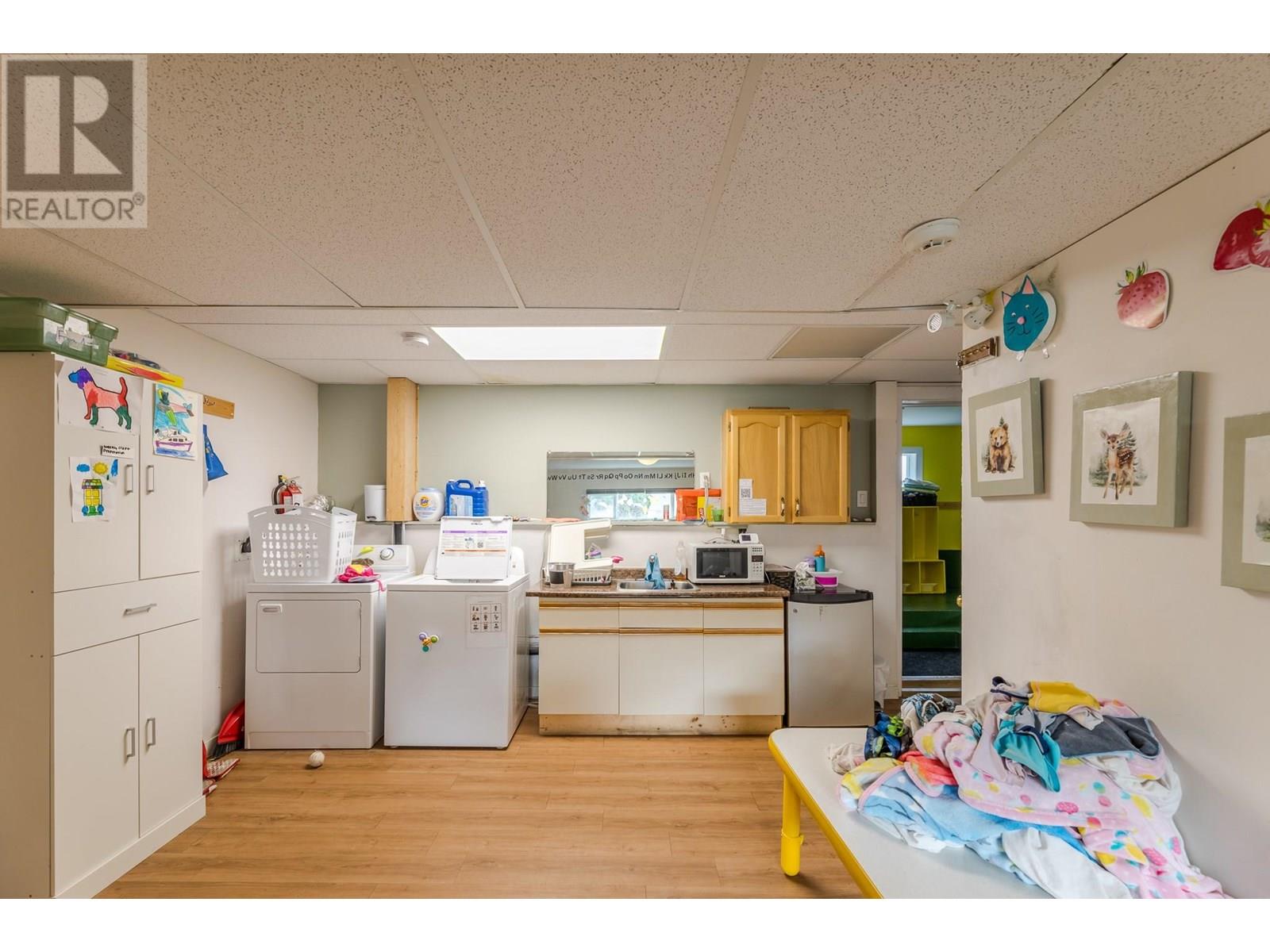 96 Yorkton Avenue, Penticton, British Columbia  V2A 3V1 - Photo 26 - 10352171