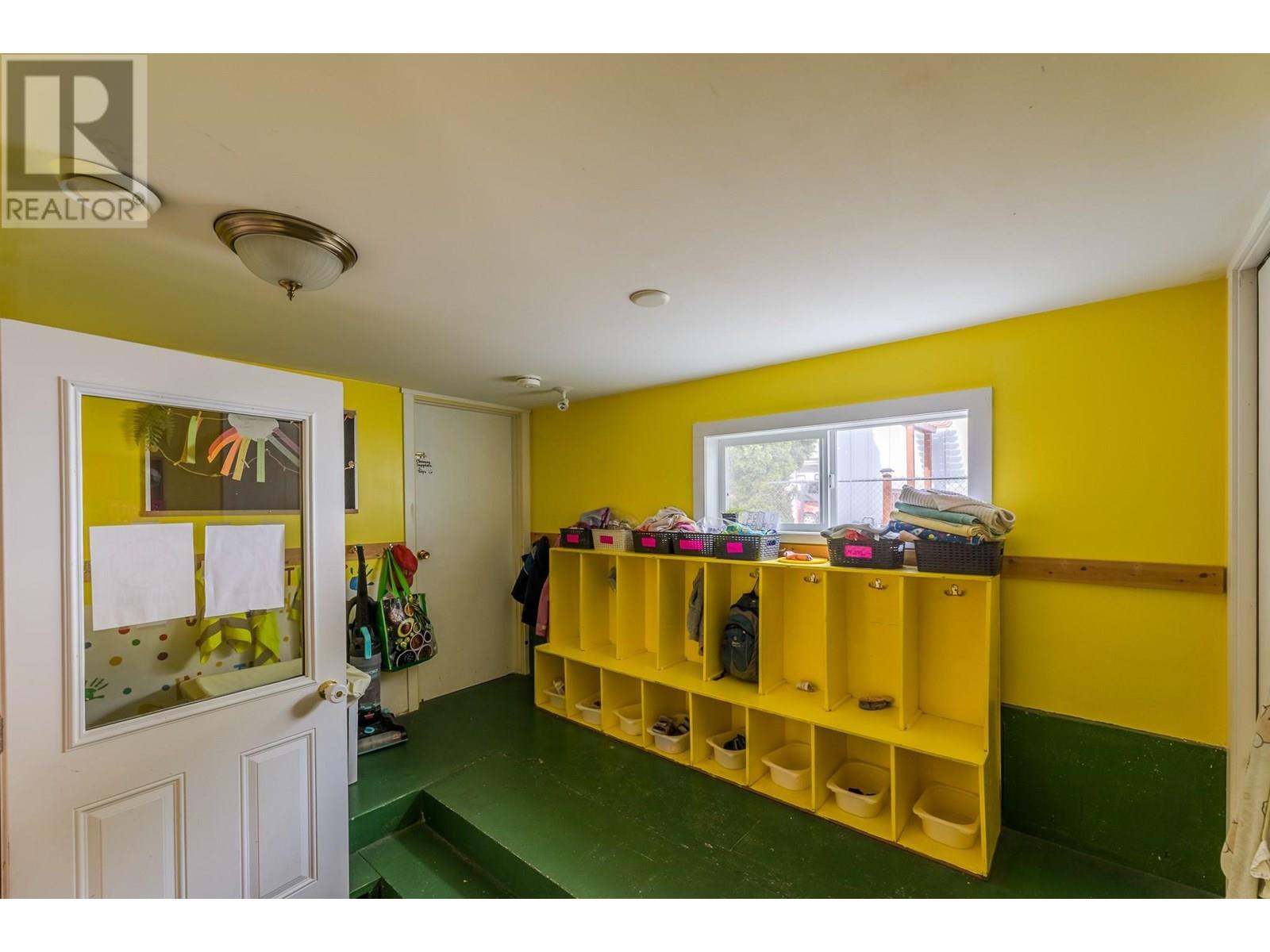 96 Yorkton Avenue, Penticton, British Columbia  V2A 3V1 - Photo 27 - 10352171