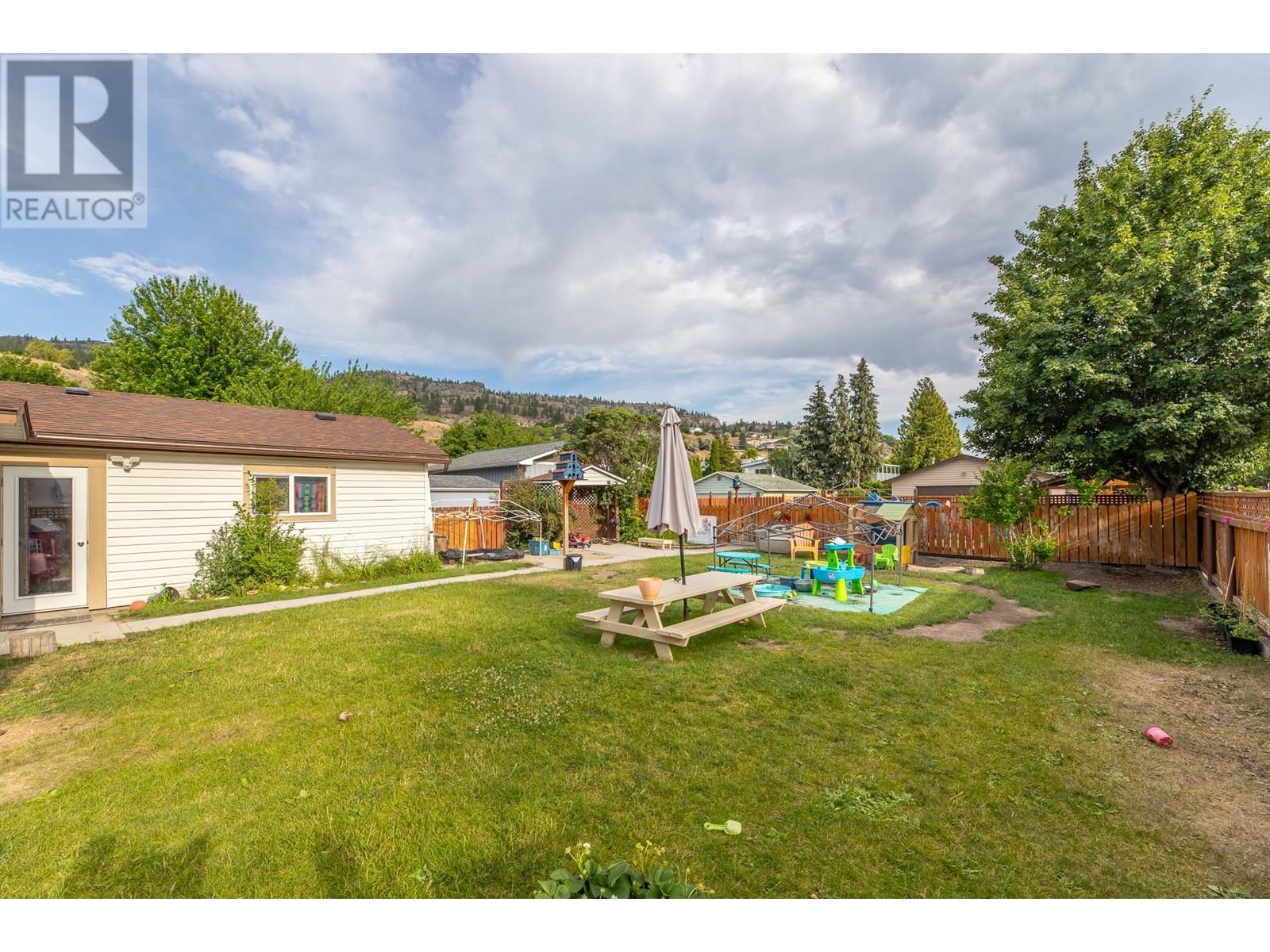 96 Yorkton Avenue, Penticton, British Columbia  V2A 3V1 - Photo 29 - 10352171