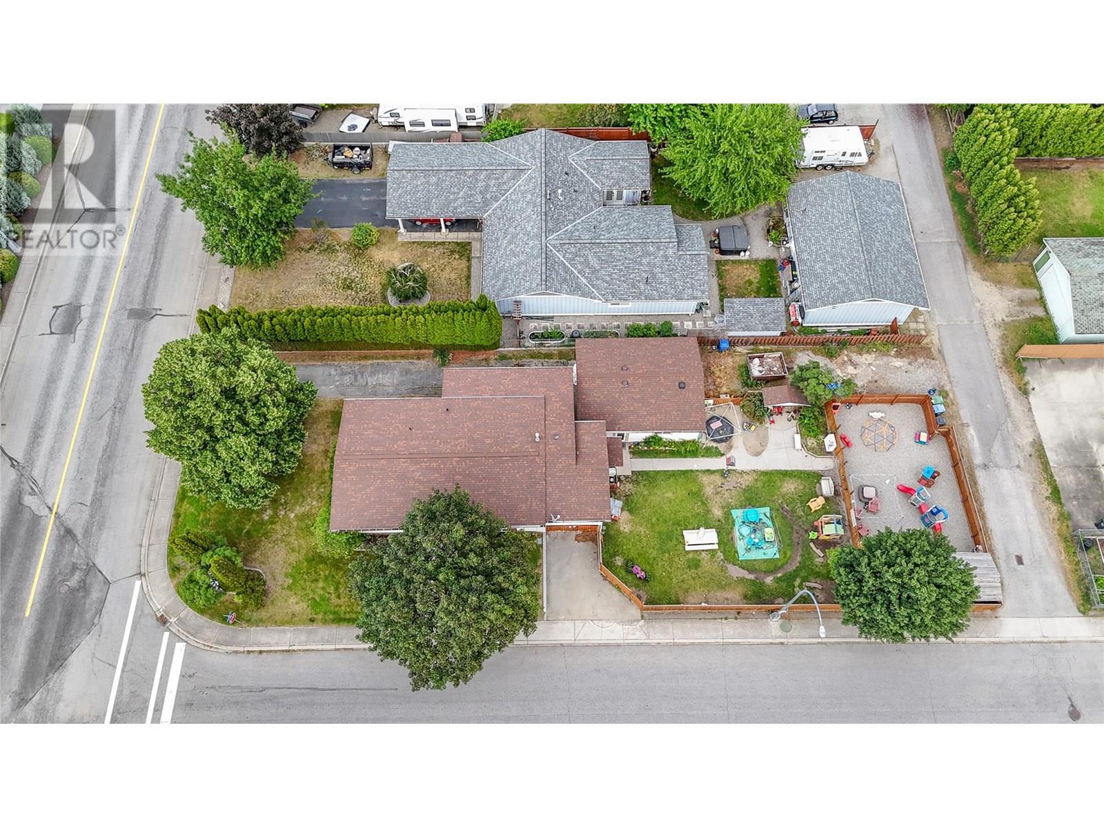 96 Yorkton Avenue, Penticton, British Columbia  V2A 3V1 - Photo 37 - 10352171