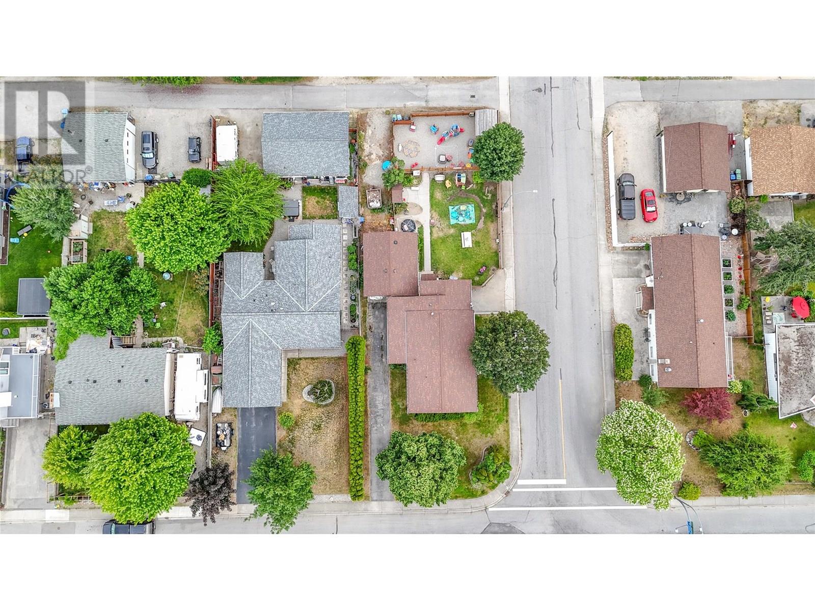 96 Yorkton Avenue, Penticton, British Columbia  V2A 3V1 - Photo 46 - 10352171
