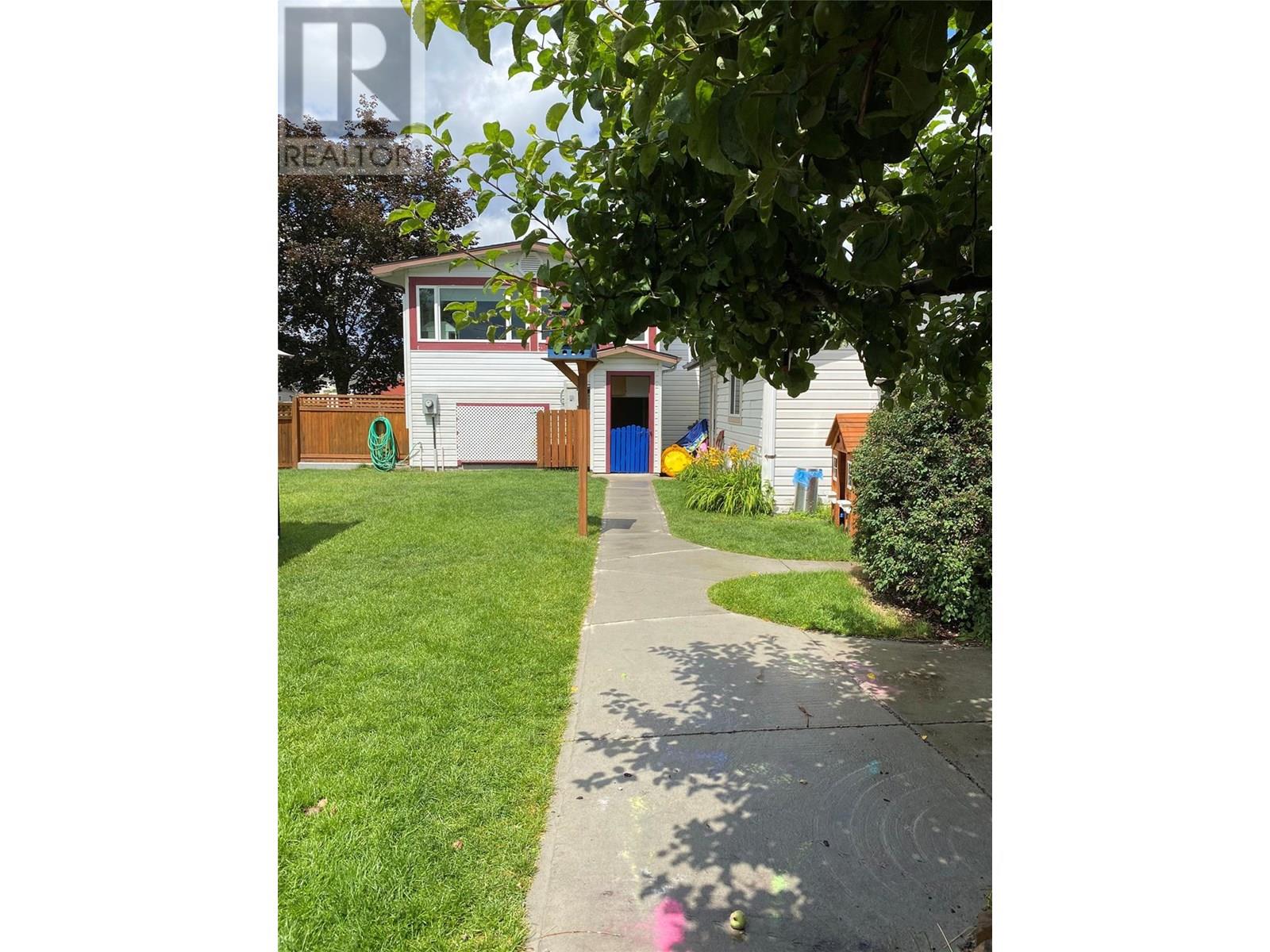 96 Yorkton Avenue, Penticton, British Columbia  V2A 3V1 - Photo 53 - 10352171