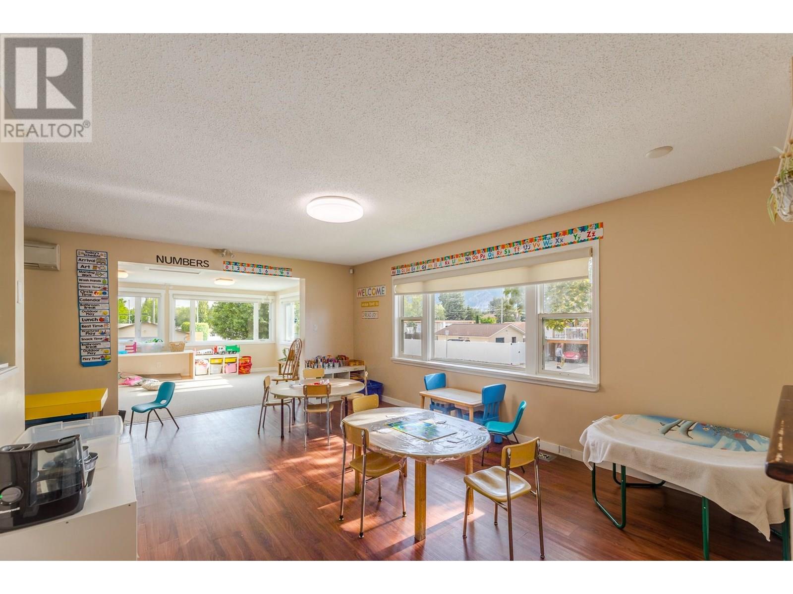 96 Yorkton Avenue, Penticton, British Columbia  V2A 3V1 - Photo 7 - 10352171