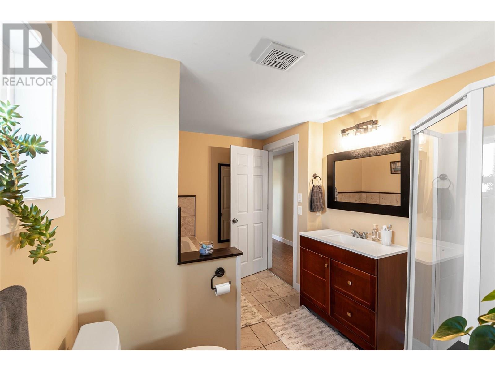 1860 Boucherie Road Unit# 3, West Kelowna, British Columbia  V4T 1Z9 - Photo 13 - 10352233