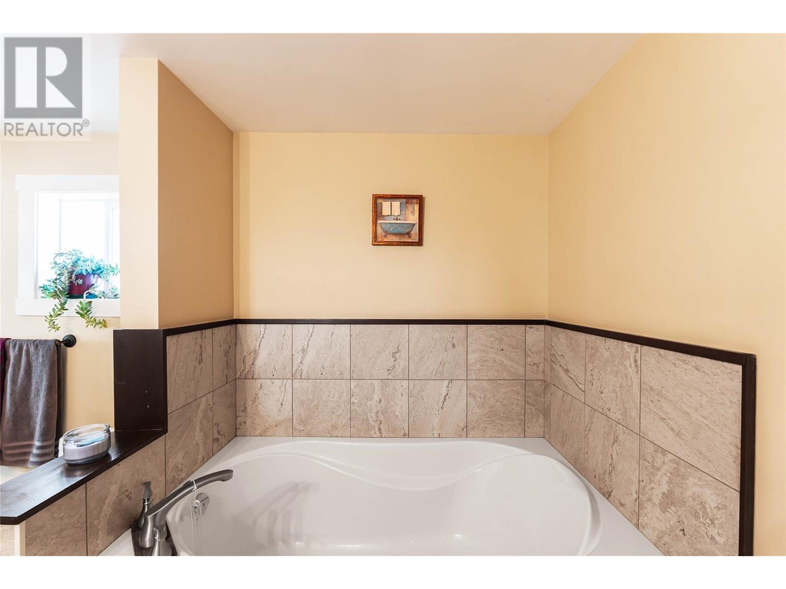 1860 Boucherie Road Unit# 3, West Kelowna, British Columbia  V4T 1Z9 - Photo 16 - 10352233