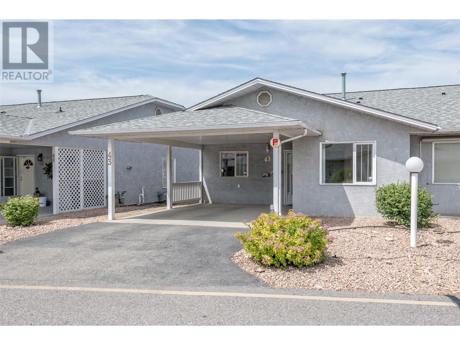 3900 27th Avenue Unit# 43 Lot# 105, Vernon, British Columbia  V1T 9E6 - Photo 2 - 10352279