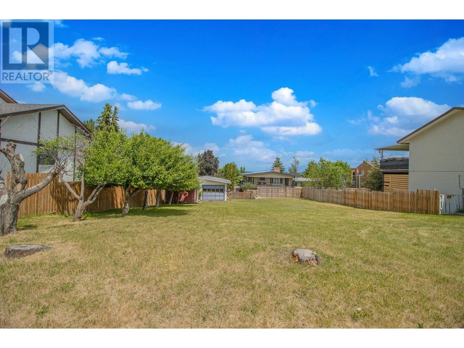 604 16th  S Street, Cranbrook, British Columbia  V1C 5V4 - Photo 5 - 10352356
