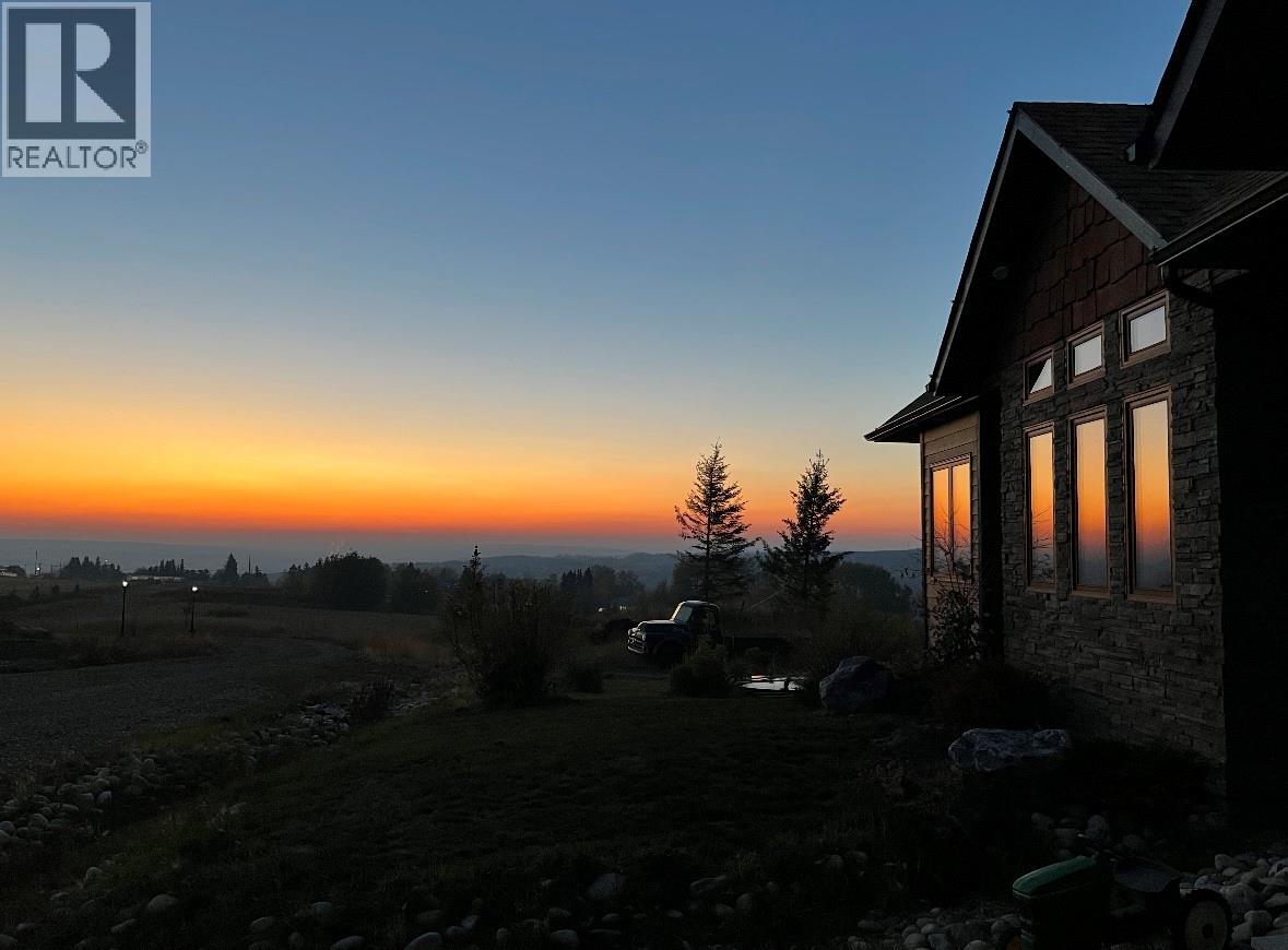 8142 219 Road, Dawson Creek, British Columbia  V1G 4E8 - Photo 3 - 10352411