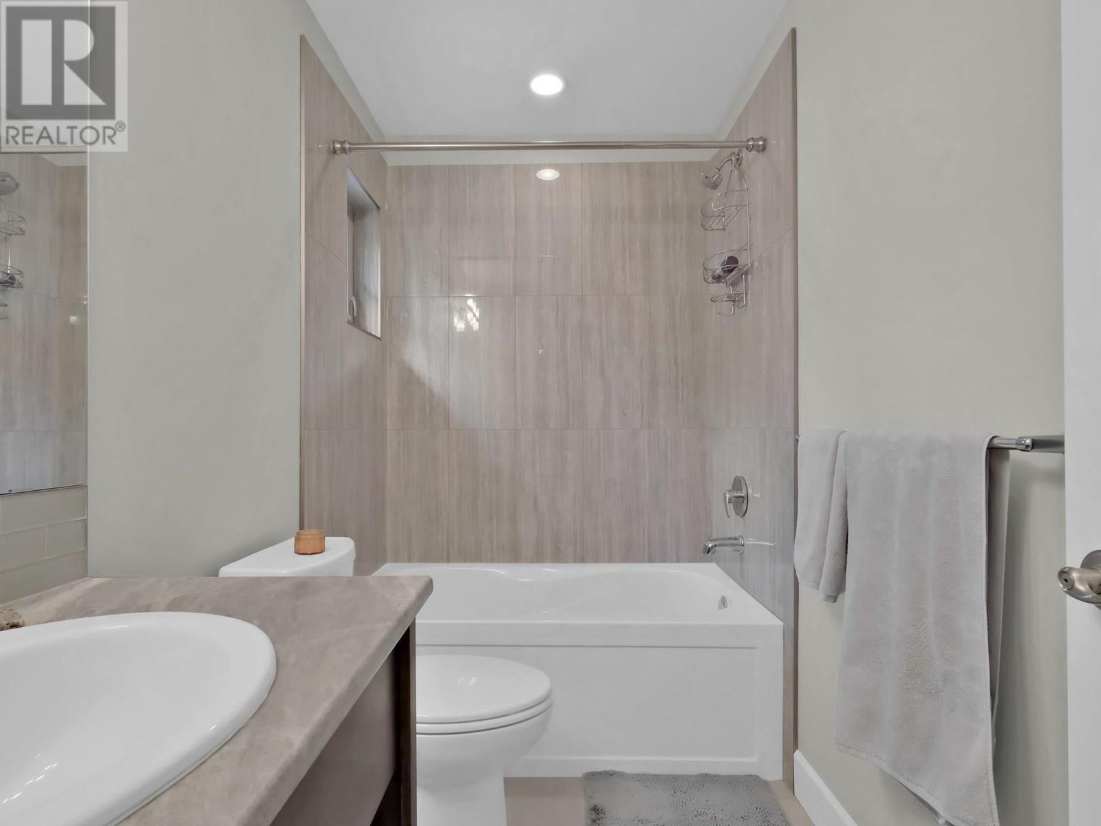 18451 Crystal Waters Road Unit# 16, Lake Country, British Columbia  V4V 2G2 - Photo 21 - 10351955