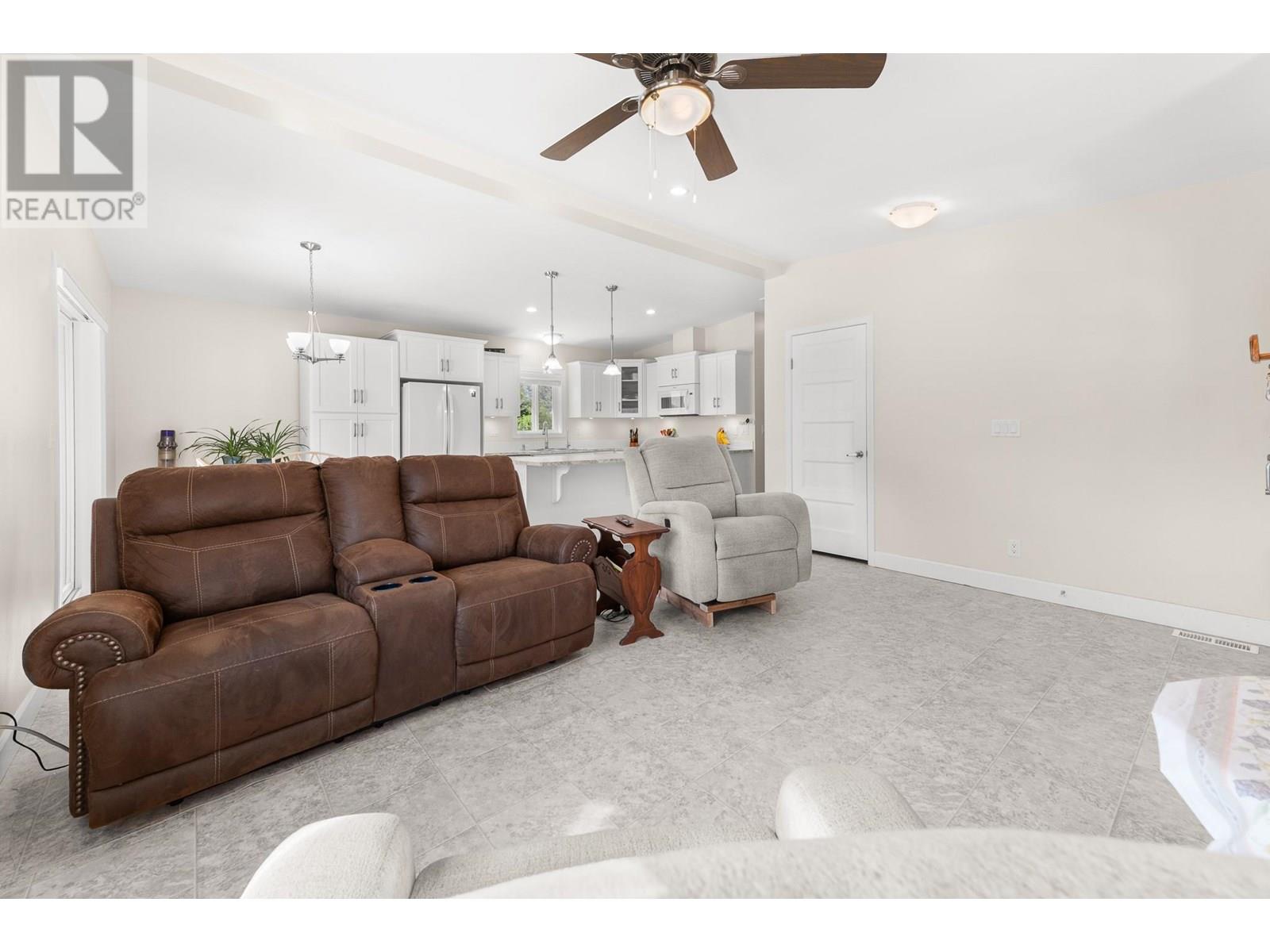 1118 Middle Bench Road Unit# 1, Keremeos, British Columbia  V0X 1N2 - Photo 11 - 10352398