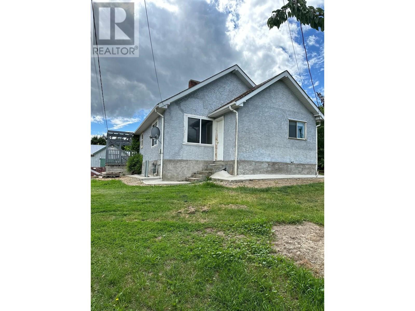 3037 Erickson Road, Creston, British Columbia  V0B 1G1 - Photo 1 - 10352798