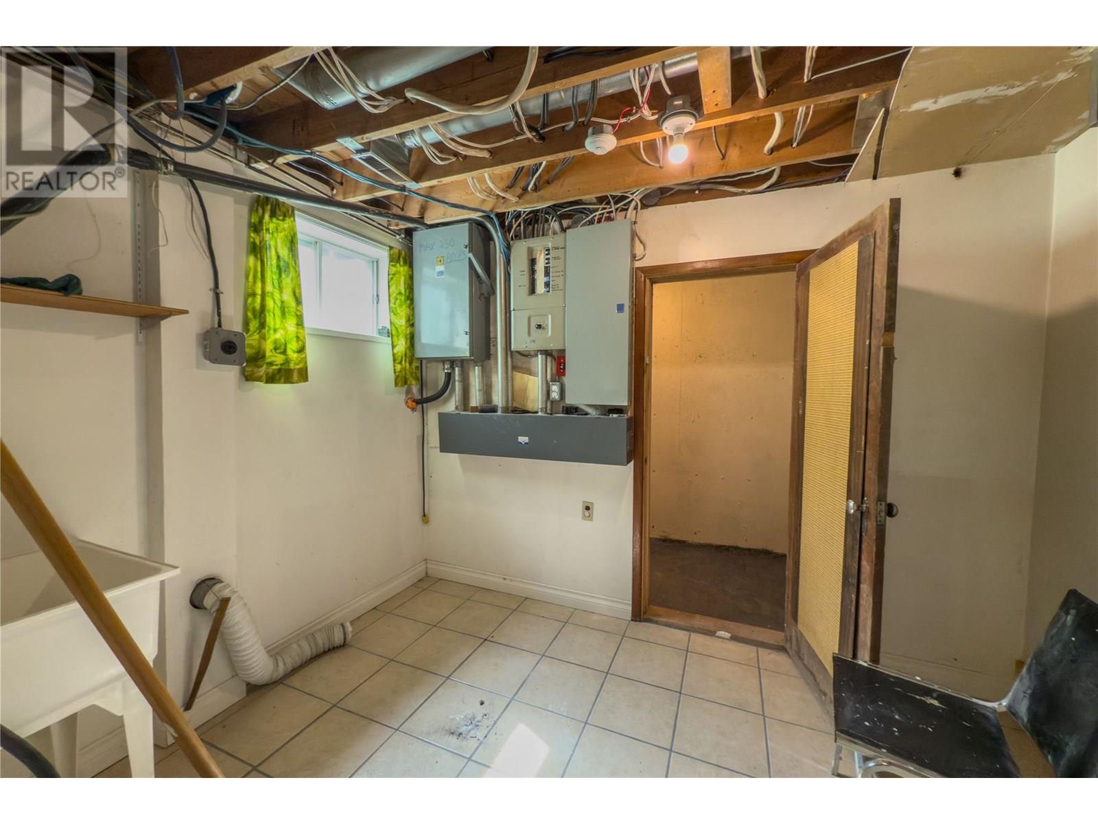 1691 Oberg Johnson Road, Golden, British Columbia  V0A 1H1 - Photo 22 - 10352667