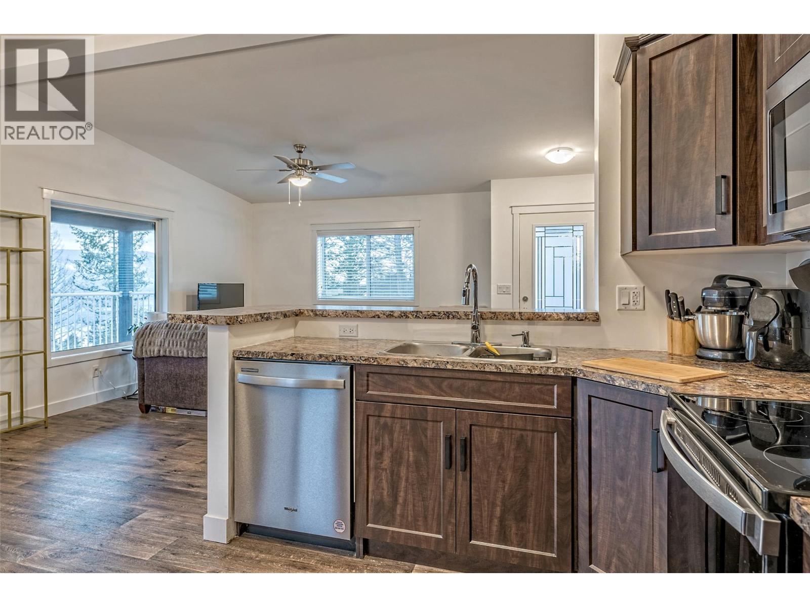 9369 Keithley Road, Vernon, British Columbia  V1H 2C8 - Photo 8 - 10353003