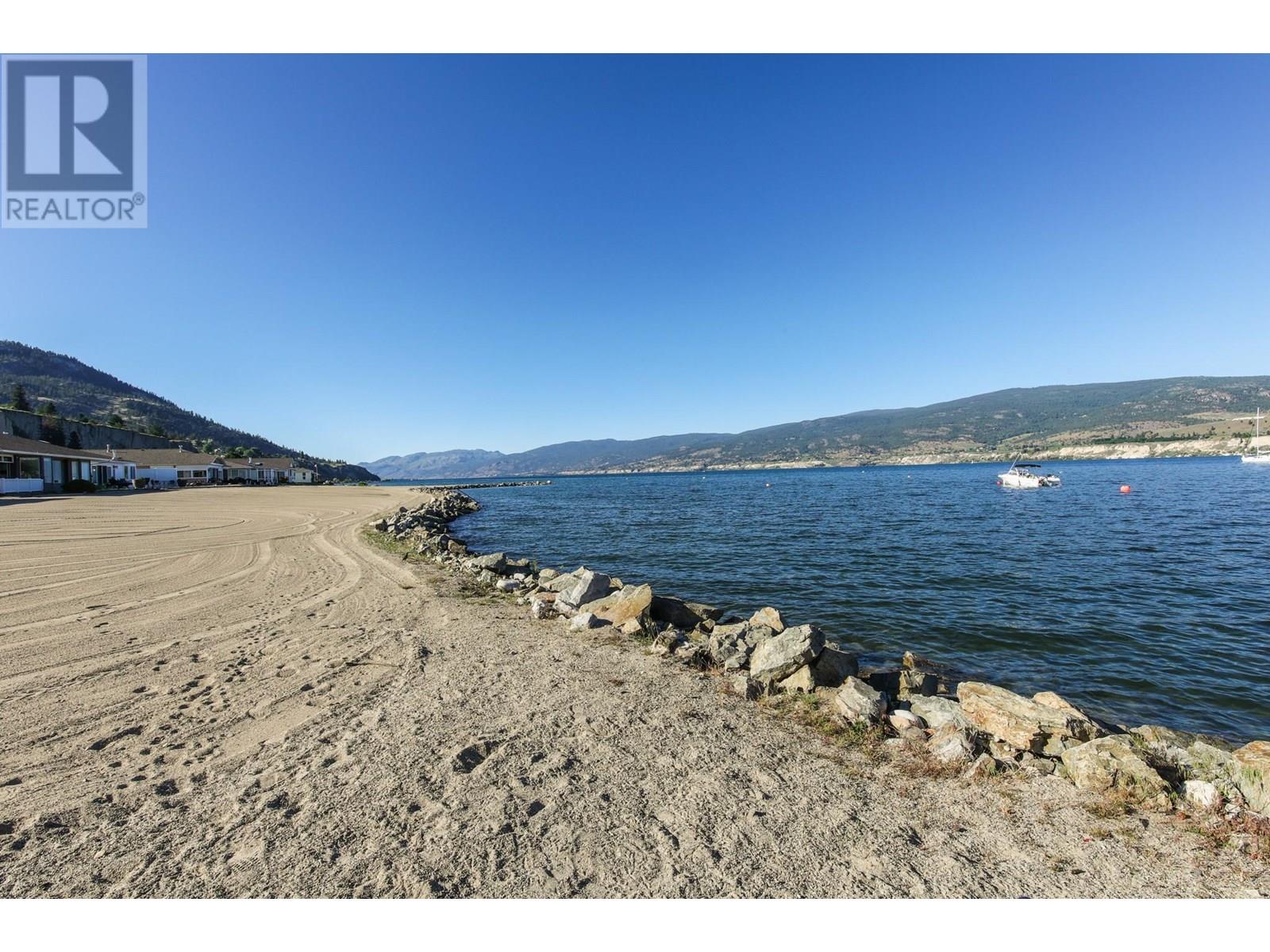 606 Red Wing Drive, Penticton, British Columbia  V2A 8N7 - Photo 72 - 10351382