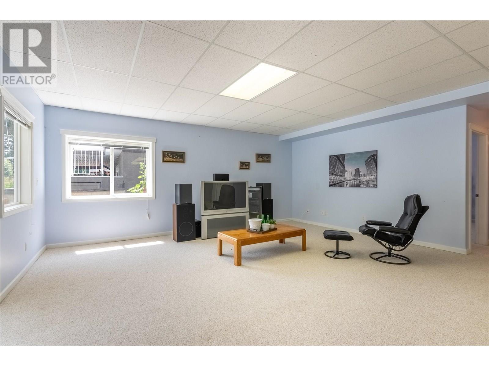 3727 Overlander Drive, Kamloops, British Columbia  V2B 8M4 - Photo 31 - 10353078