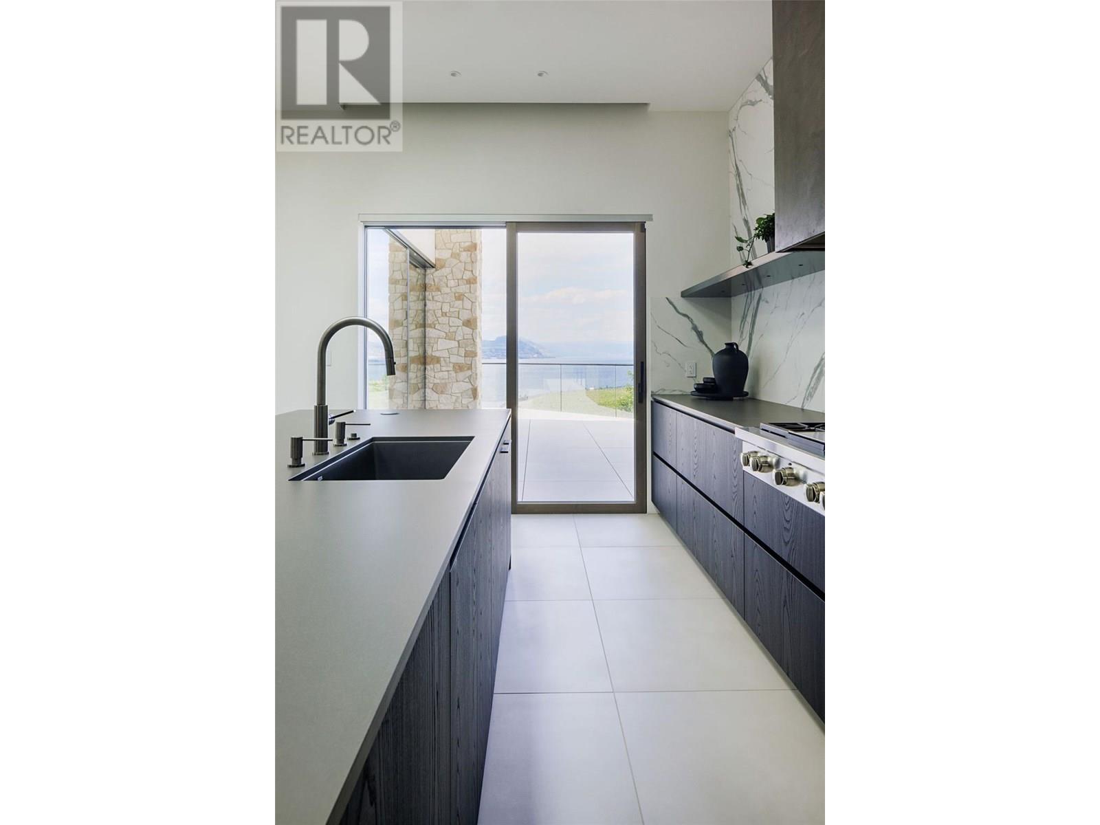 1675 Midland Road, Penticton, British Columbia  V2A 8T7 - Photo 13 - 10352533