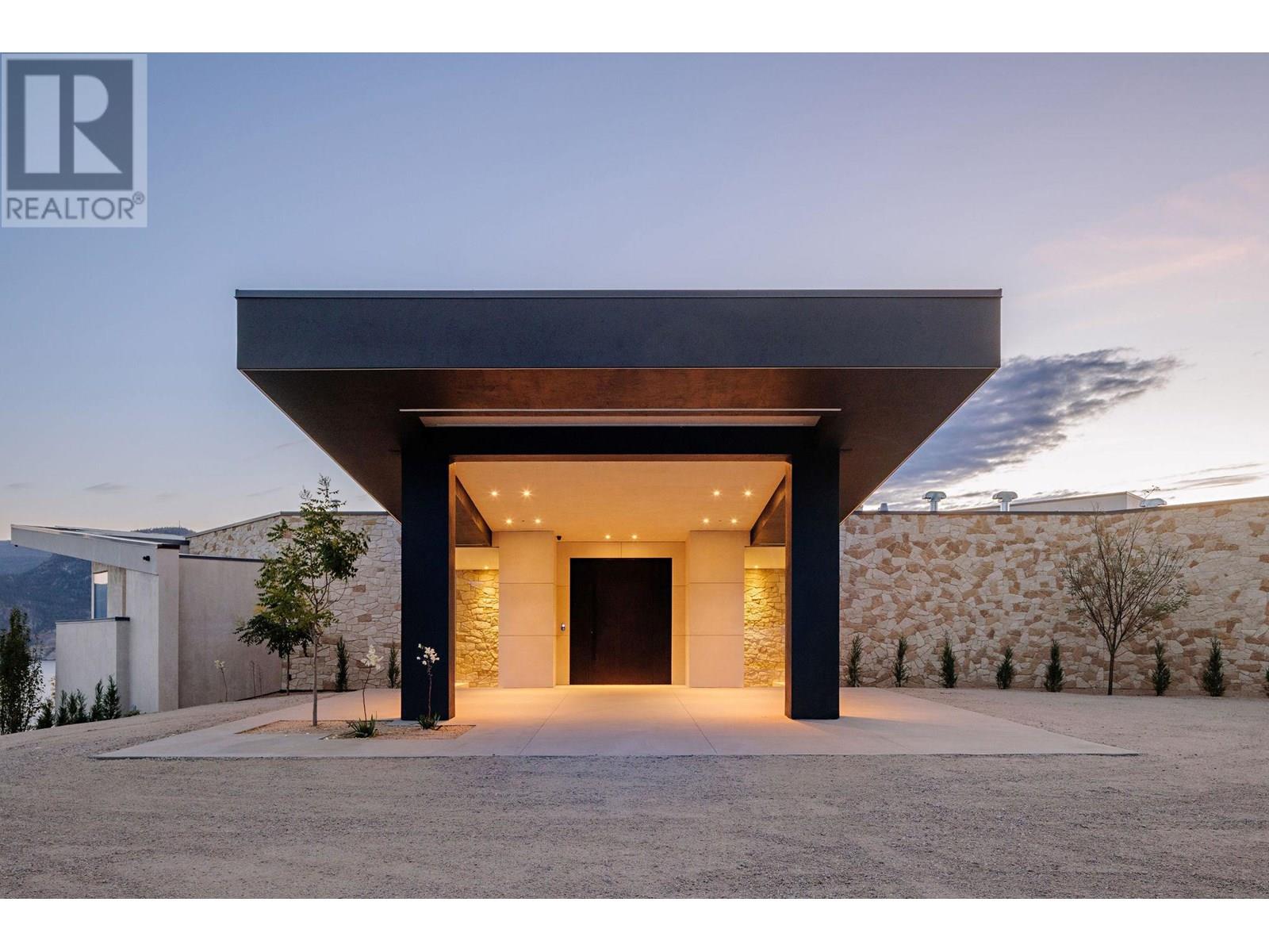 1675 Midland Road, Penticton, British Columbia  V2A 8T7 - Photo 2 - 10352533