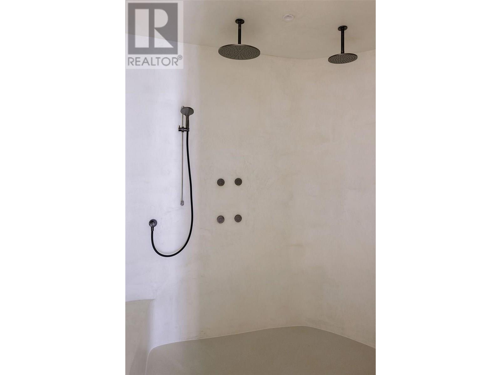 1675 Midland Road, Penticton, British Columbia  V2A 8T7 - Photo 38 - 10352533