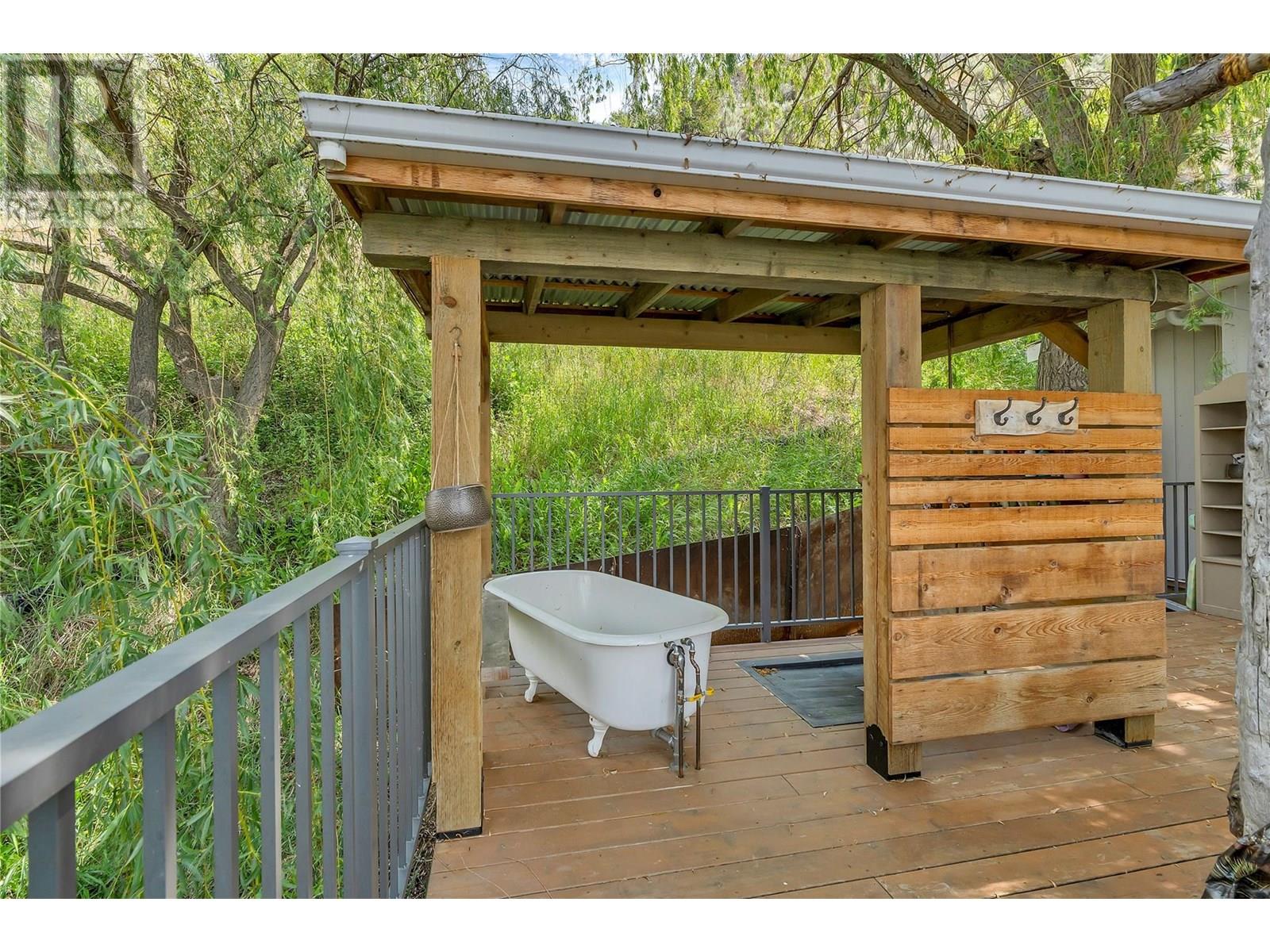 1675 Midland Road, Penticton, British Columbia  V2A 8T7 - Photo 78 - 10352533