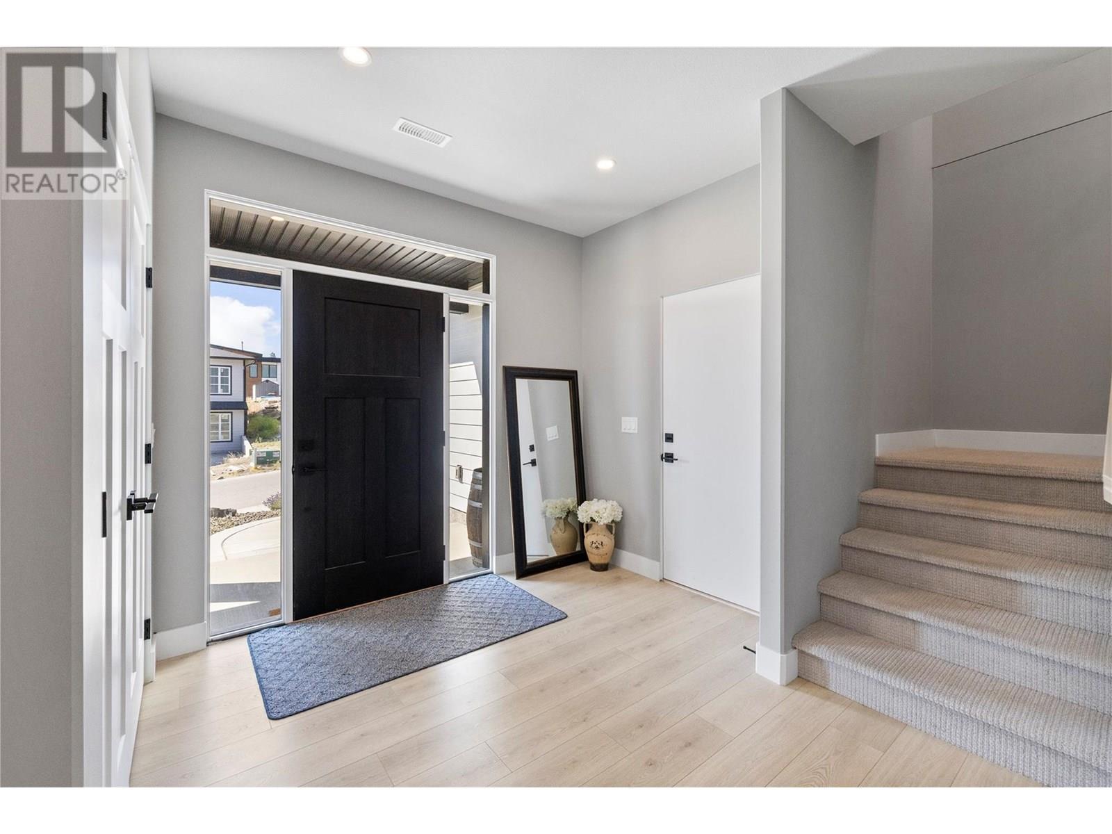 2846 Canyon Crest Drive, West Kelowna, British Columbia  V4T 0E3 - Photo 5 - 10353075