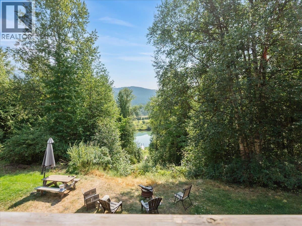 6172 Slocan River Road, Winlaw, British Columbia  V0G 2J0 - Photo 8 - 10352470