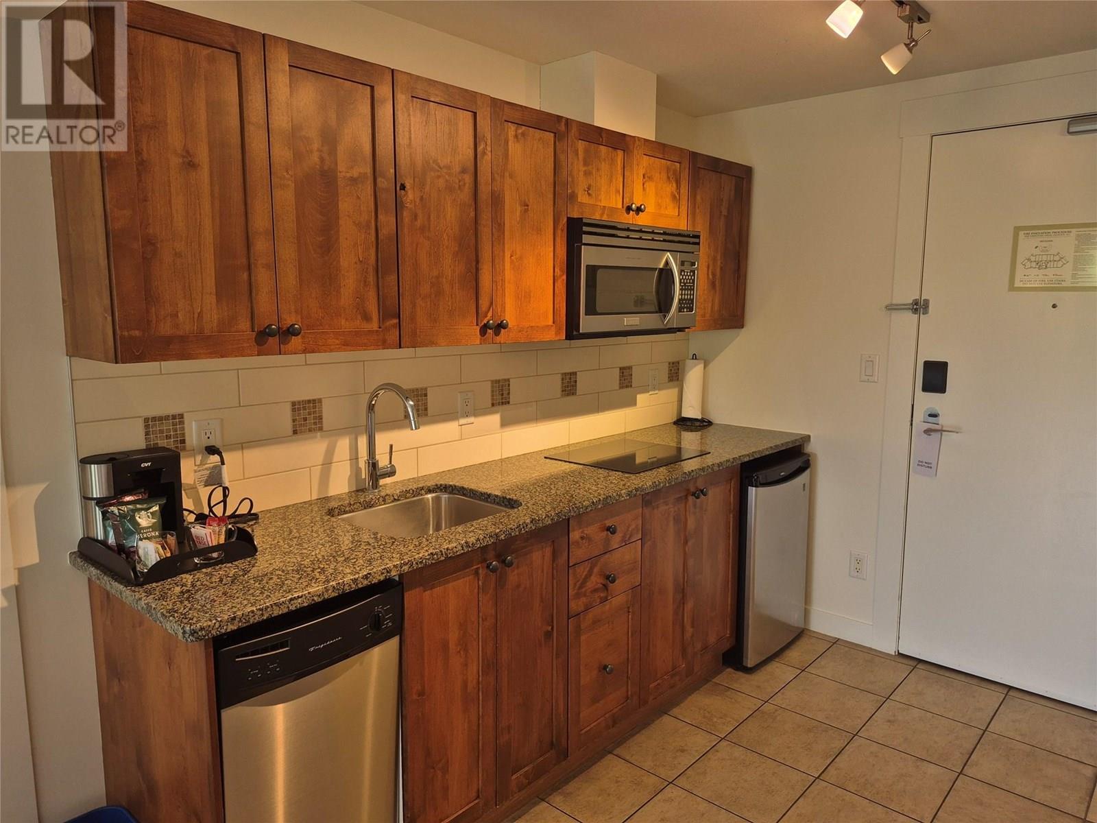 4200 Lakeshore Drive Drive Unit# 302, Osoyoos, British Columbia  V0H 1V6 - Photo 8 - 10353199