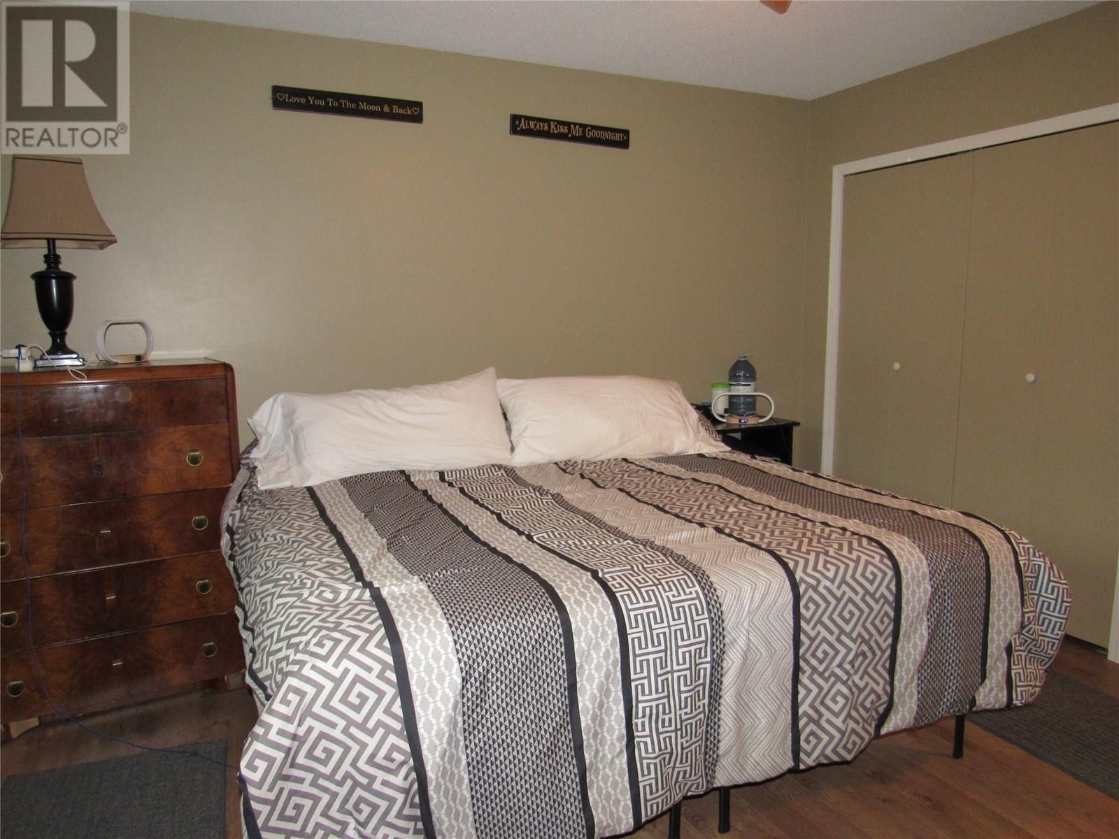 1755 Columbia Gardens Road, Fruitvale, British Columbia  V0G 1L0 - Photo 8 - 10353190