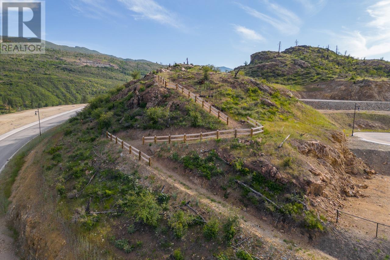 1232 Hewetson Avenue, Kelowna, British Columbia  V1W 5H6 - Photo 1 - 10353408