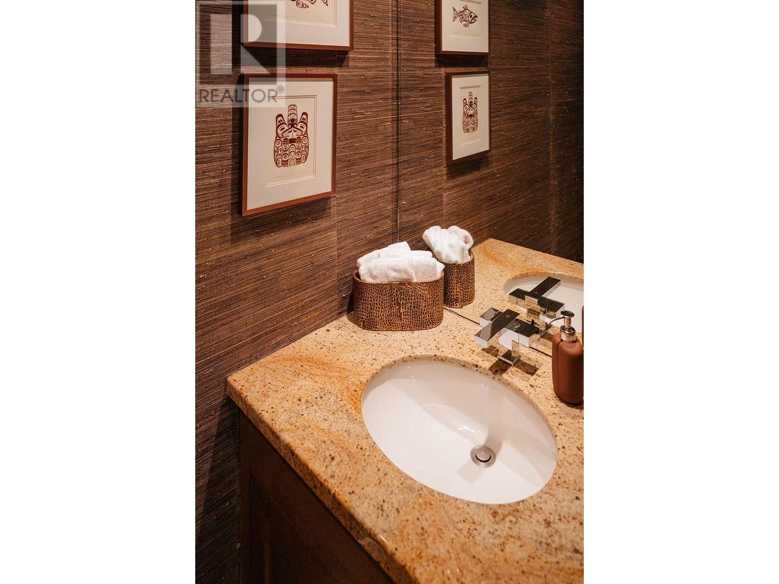 2150 28 Street Ne, Salmon Arm, British Columbia  V1E 3E1 - Photo 14 - 10352007