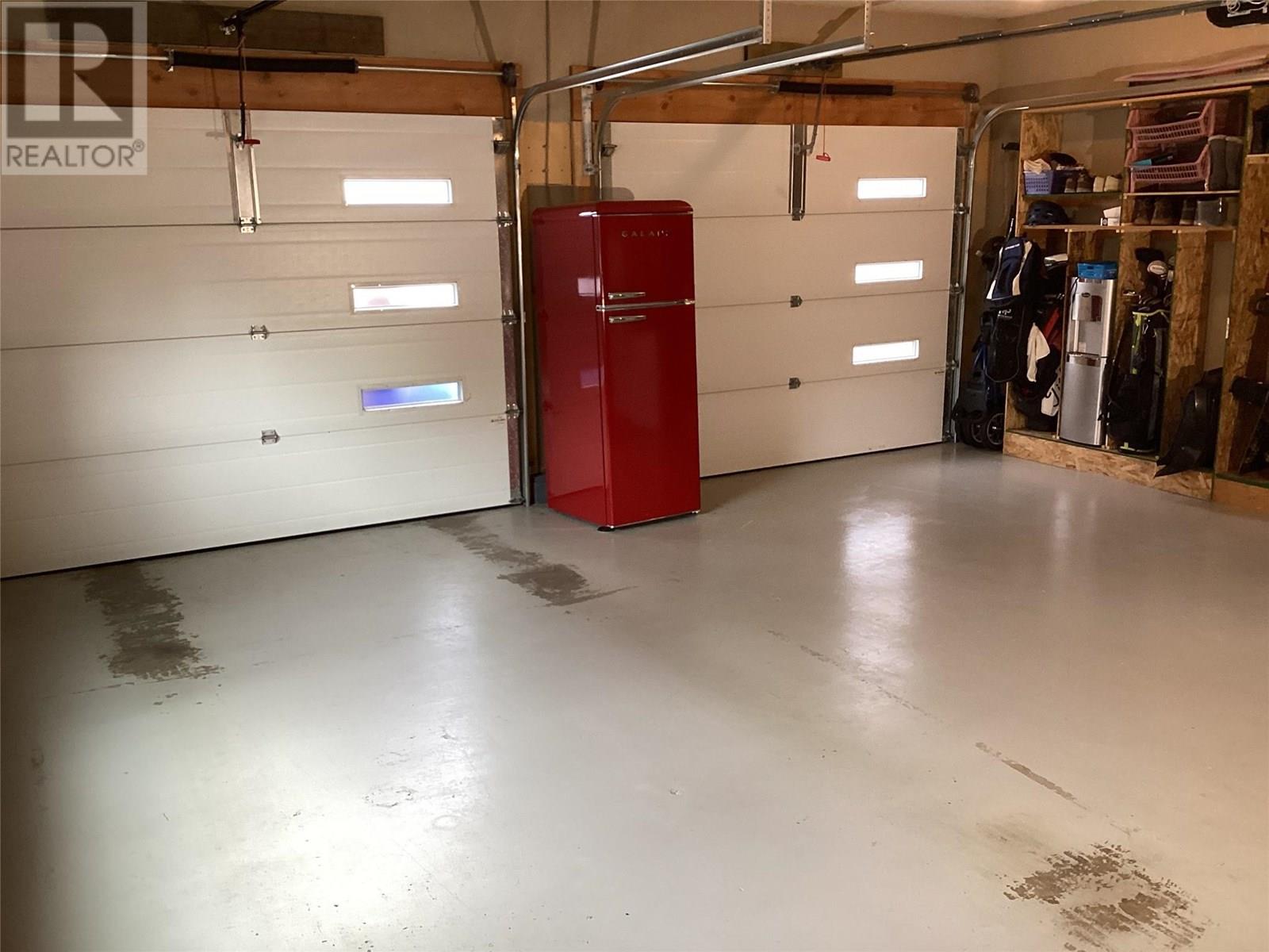 2150 28 Street Ne, Salmon Arm, British Columbia  V1E 3E1 - Photo 2 - 10352007