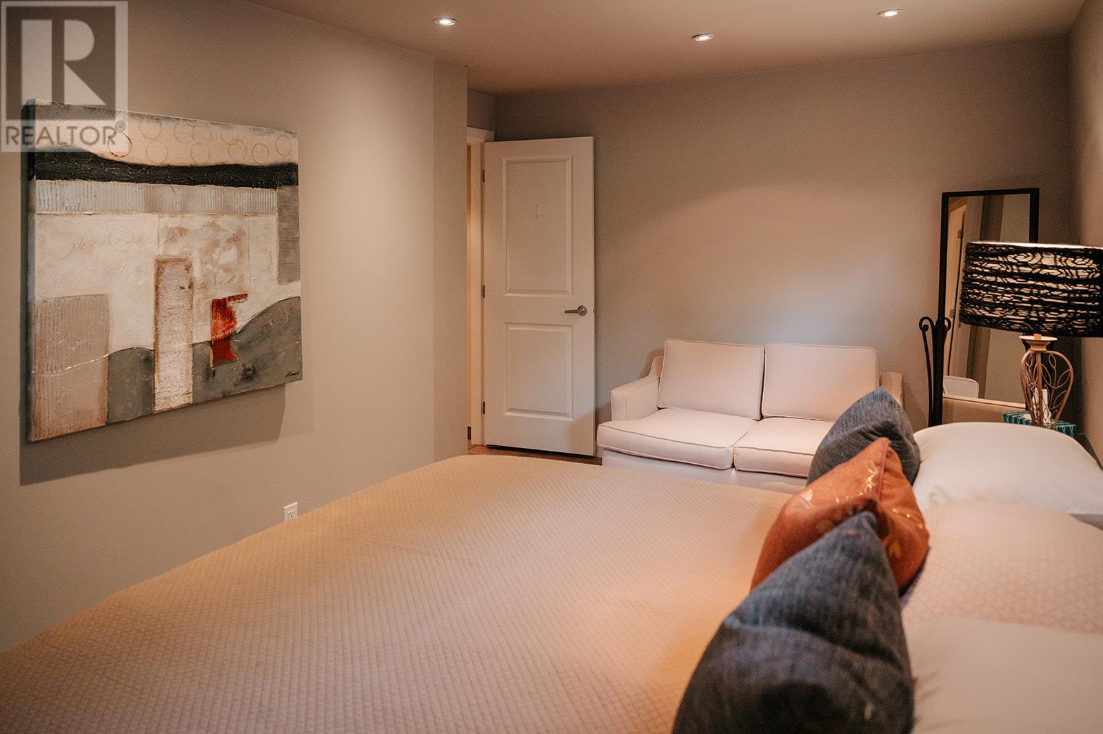 2150 28 Street Ne, Salmon Arm, British Columbia  V1E 3E1 - Photo 28 - 10352007