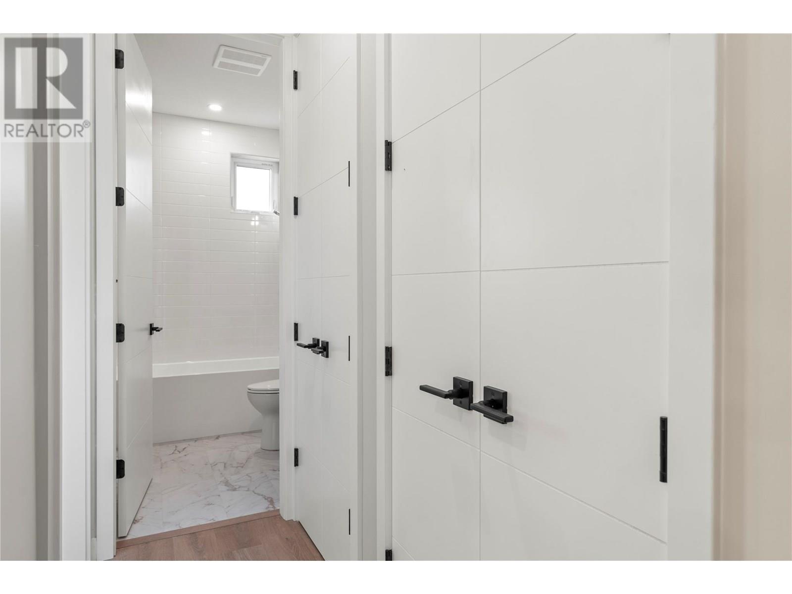 3907 26 Street Unit# 3, Vernon, British Columbia  V1T 4V5 - Photo 11 - 10353224