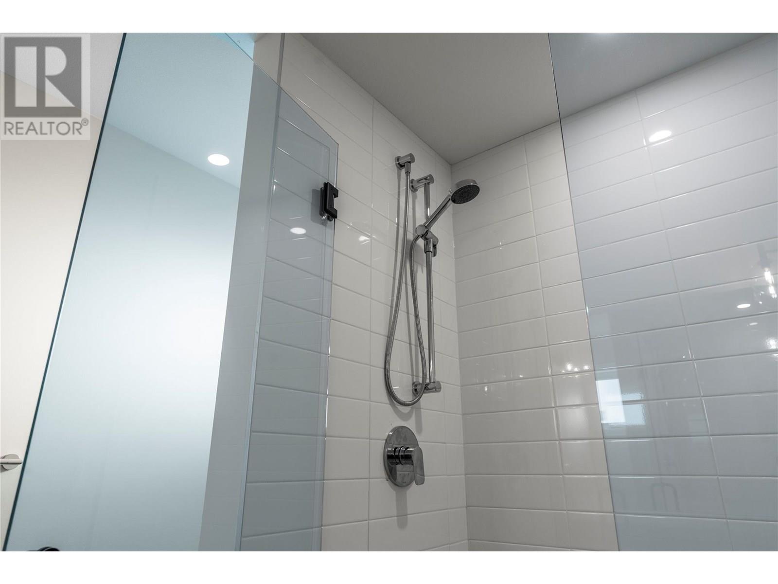 3907 26 Street Unit# 3, Vernon, British Columbia  V1T 4V5 - Photo 27 - 10353224